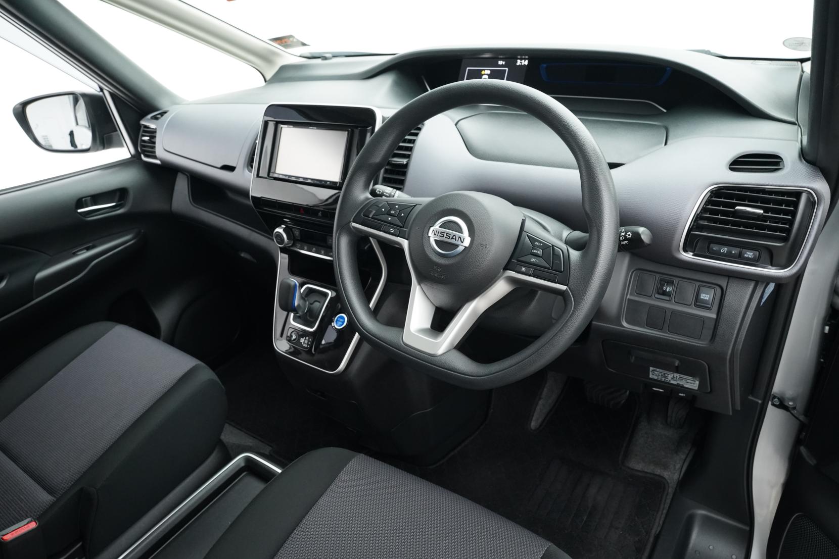 Nissan Serena (1991 – present) 1.2 E-Power Hybrid X