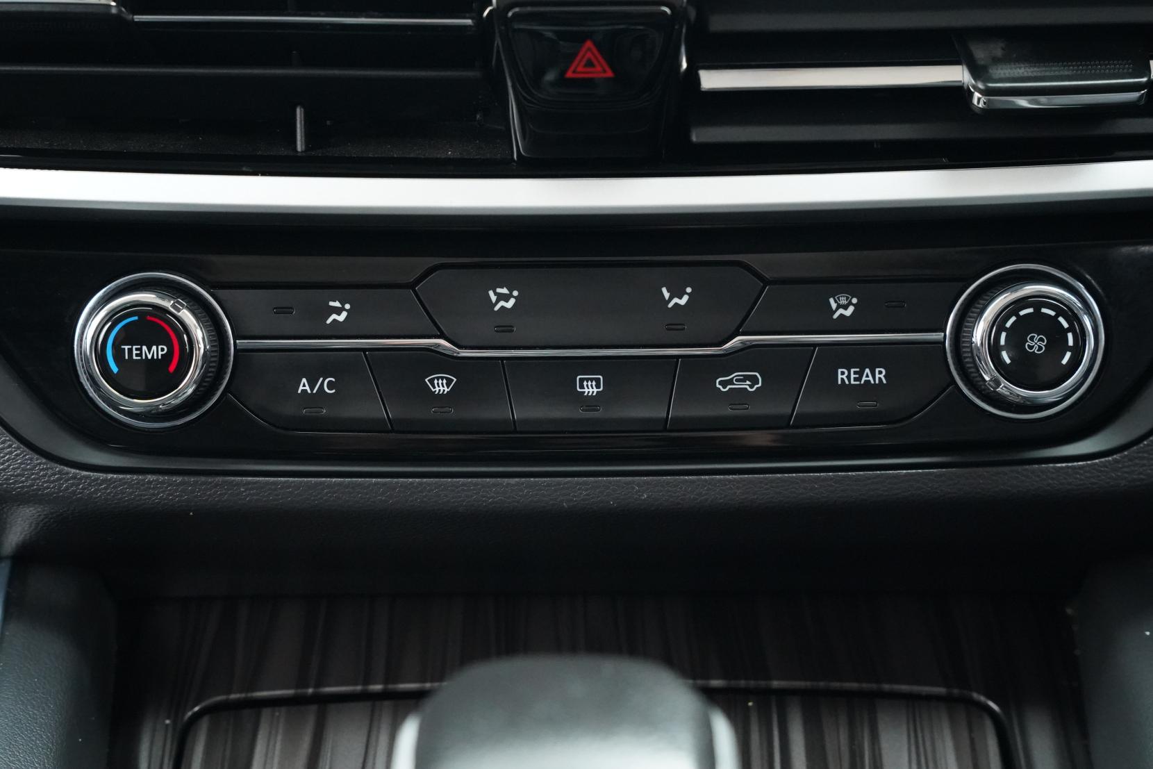 LDV D90 2.0 2.0PT/4WD/6AT