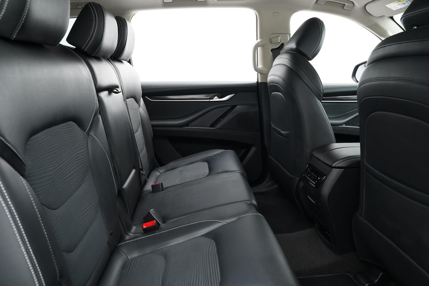 LDV D90 2.0 2.0PT/4WD/6AT