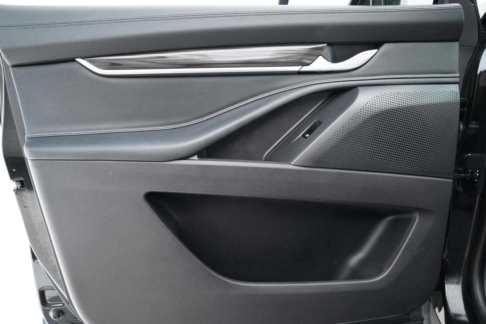 LDV D90 2.0 2.0PT/4WD/6AT