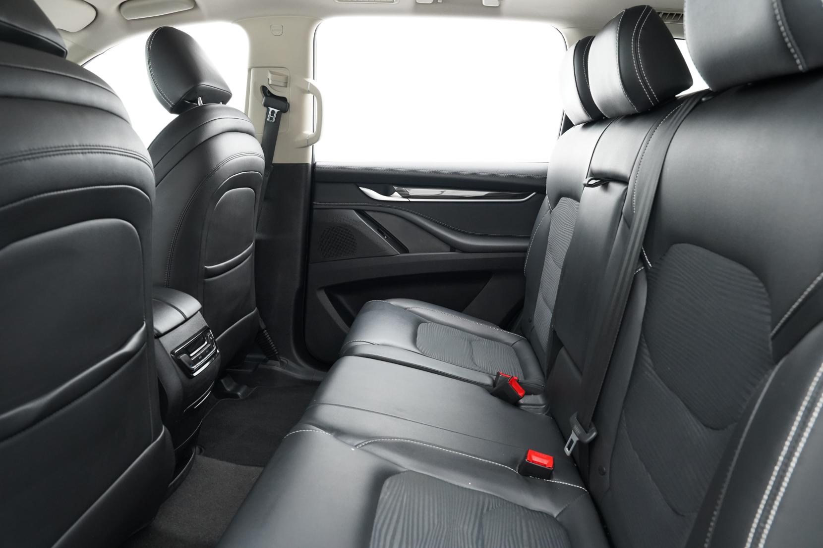 LDV D90 2.0 2.0PT/4WD/6AT