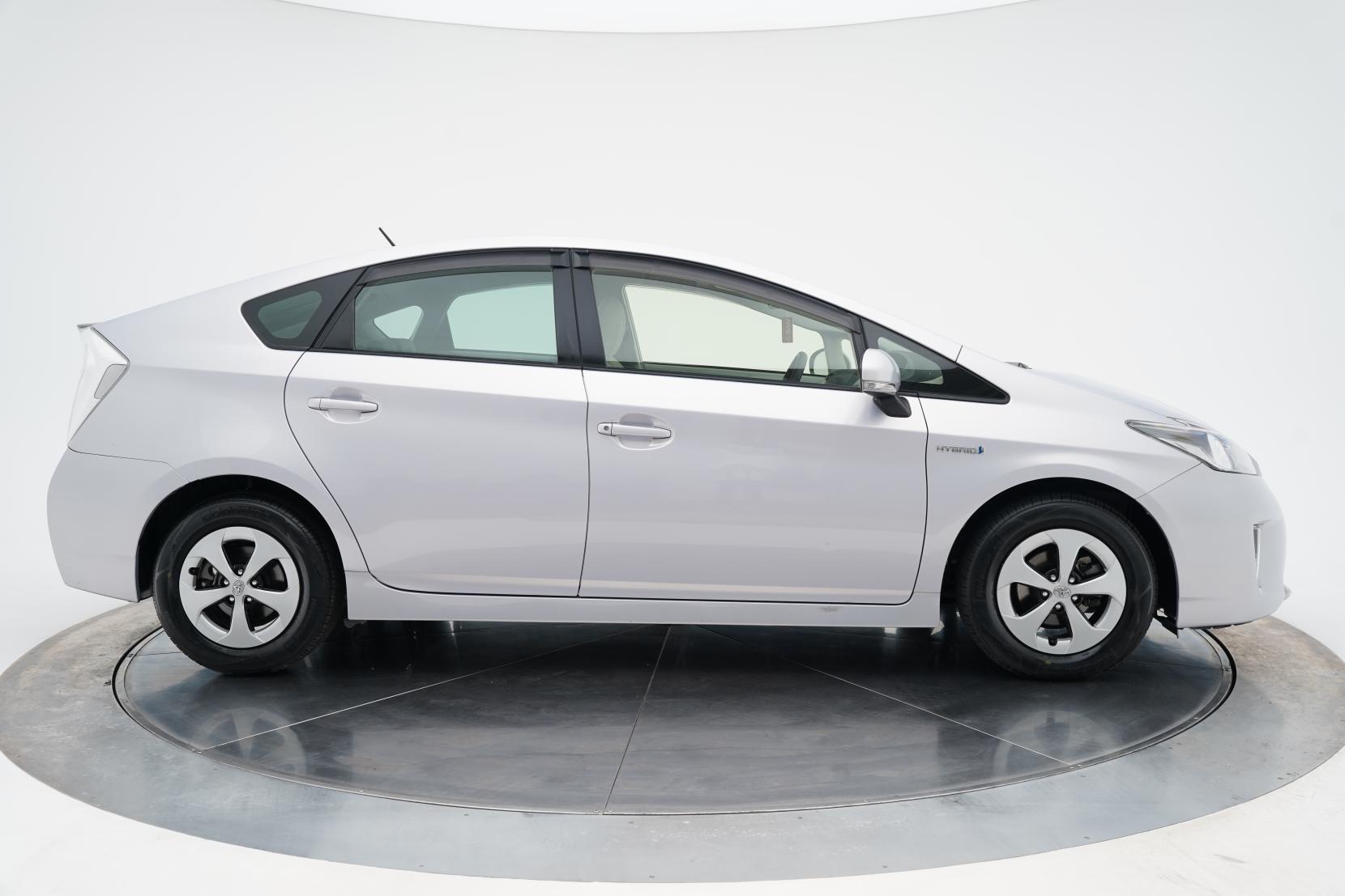 Toyota Prius 1.8 S
