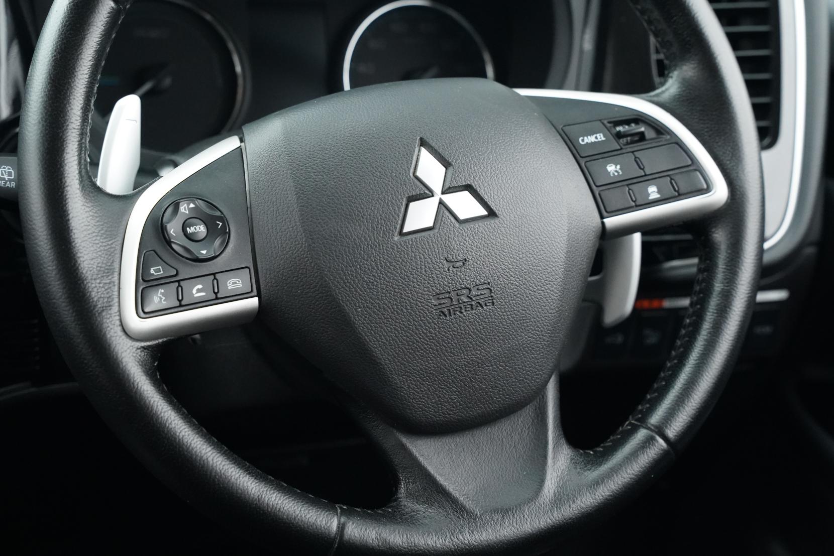 Mitsubishi Outlander 2.0 PHEV 4WD G PREMIUM PACKAGE