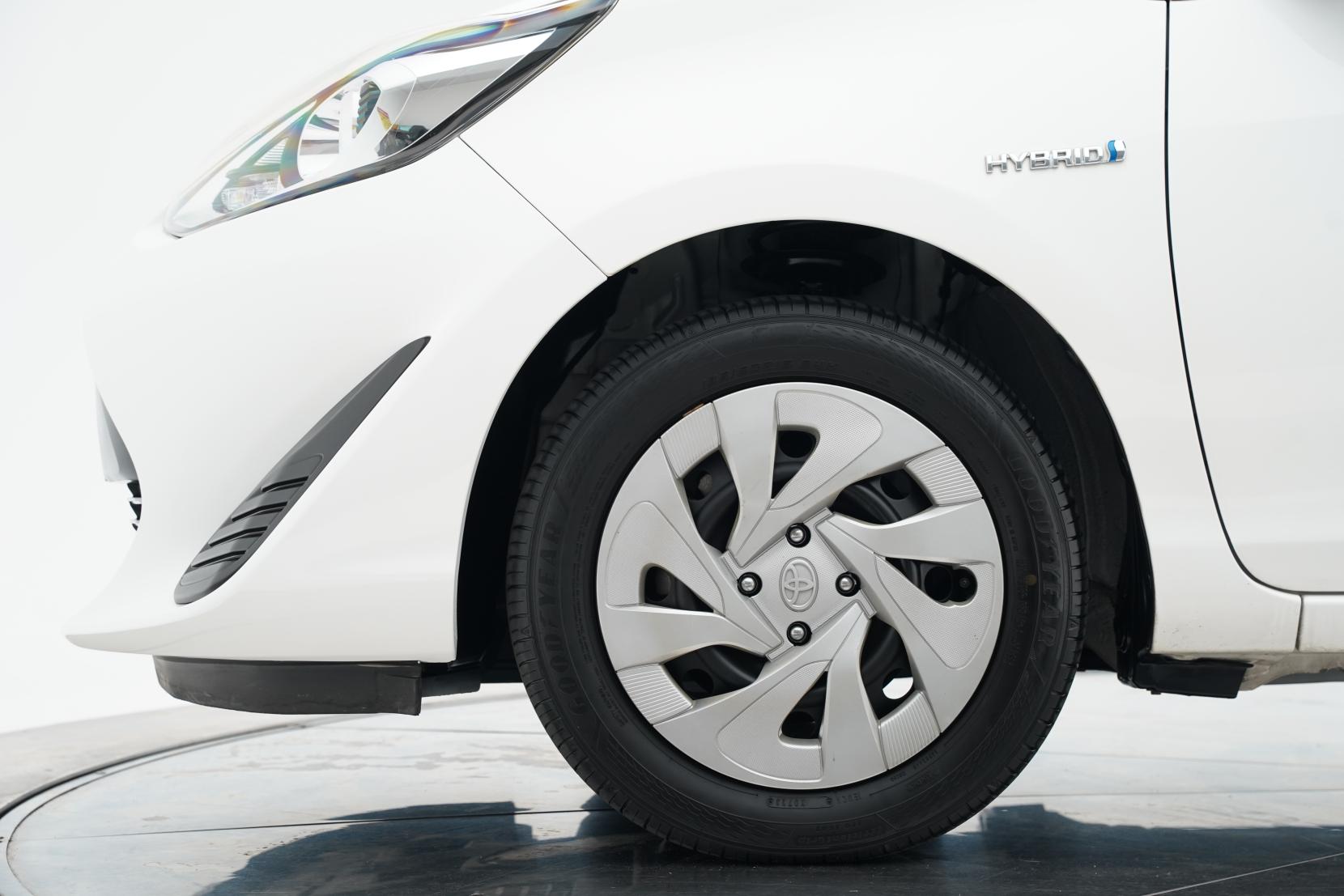 Toyota Aqua 1.5 L Hybrid TSS