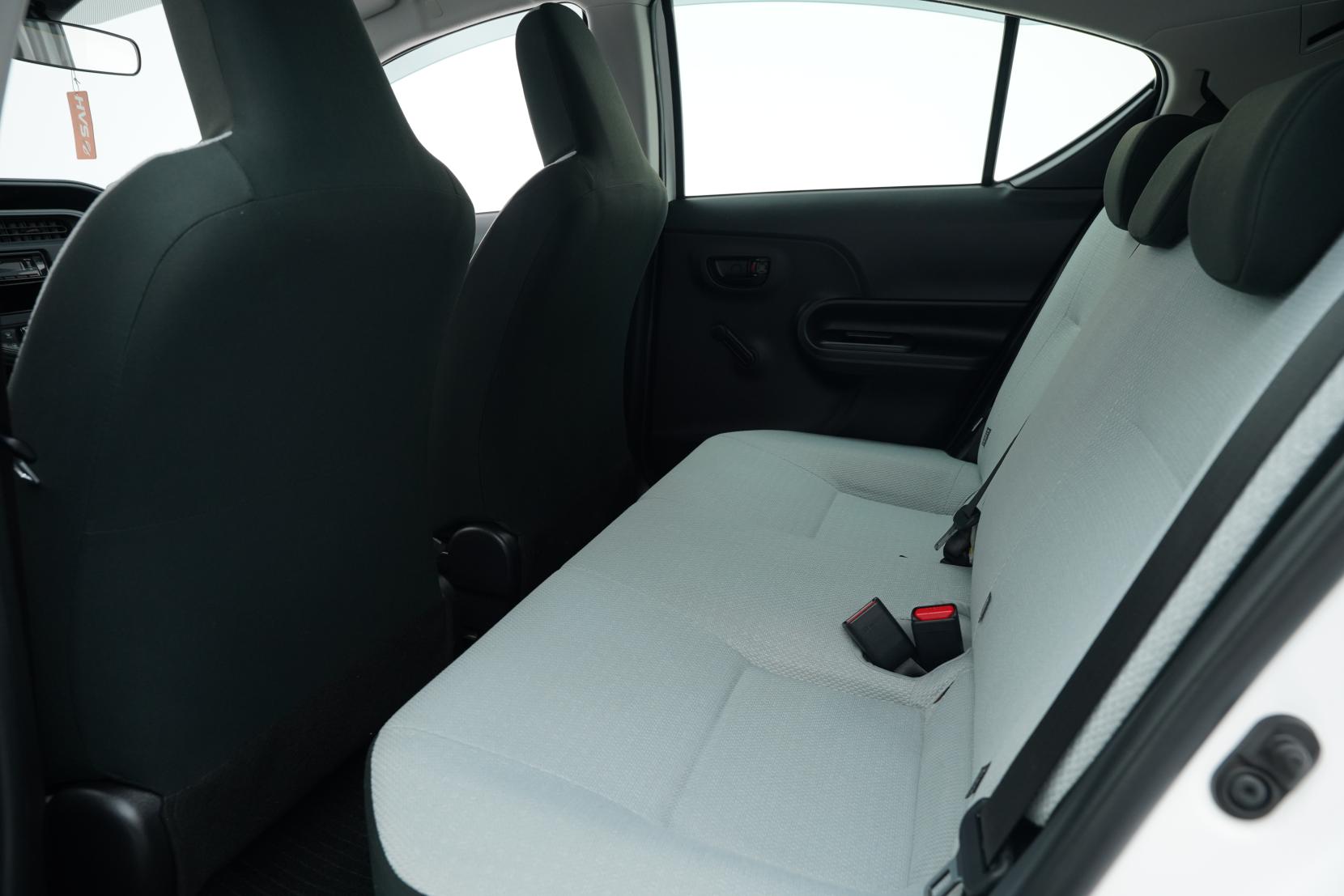 Toyota Aqua 1.5 L Hybrid TSS