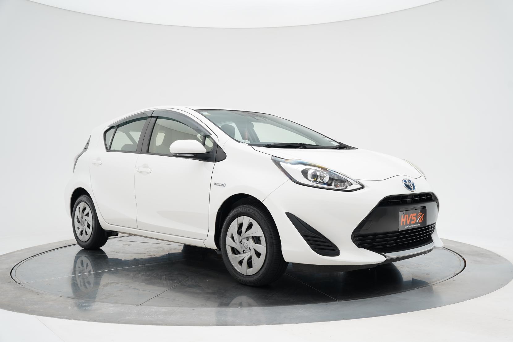 Toyota Aqua 1.5 L Hybrid TSS