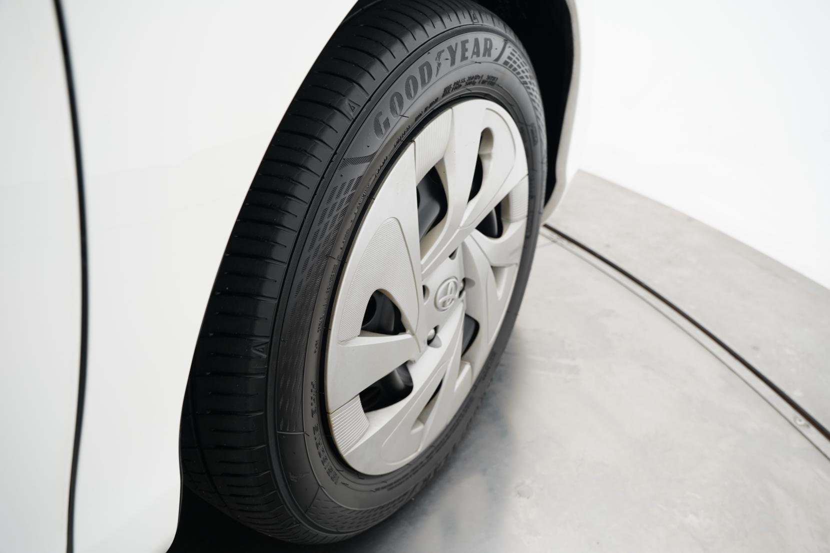 Toyota Aqua 1.5 L Hybrid TSS