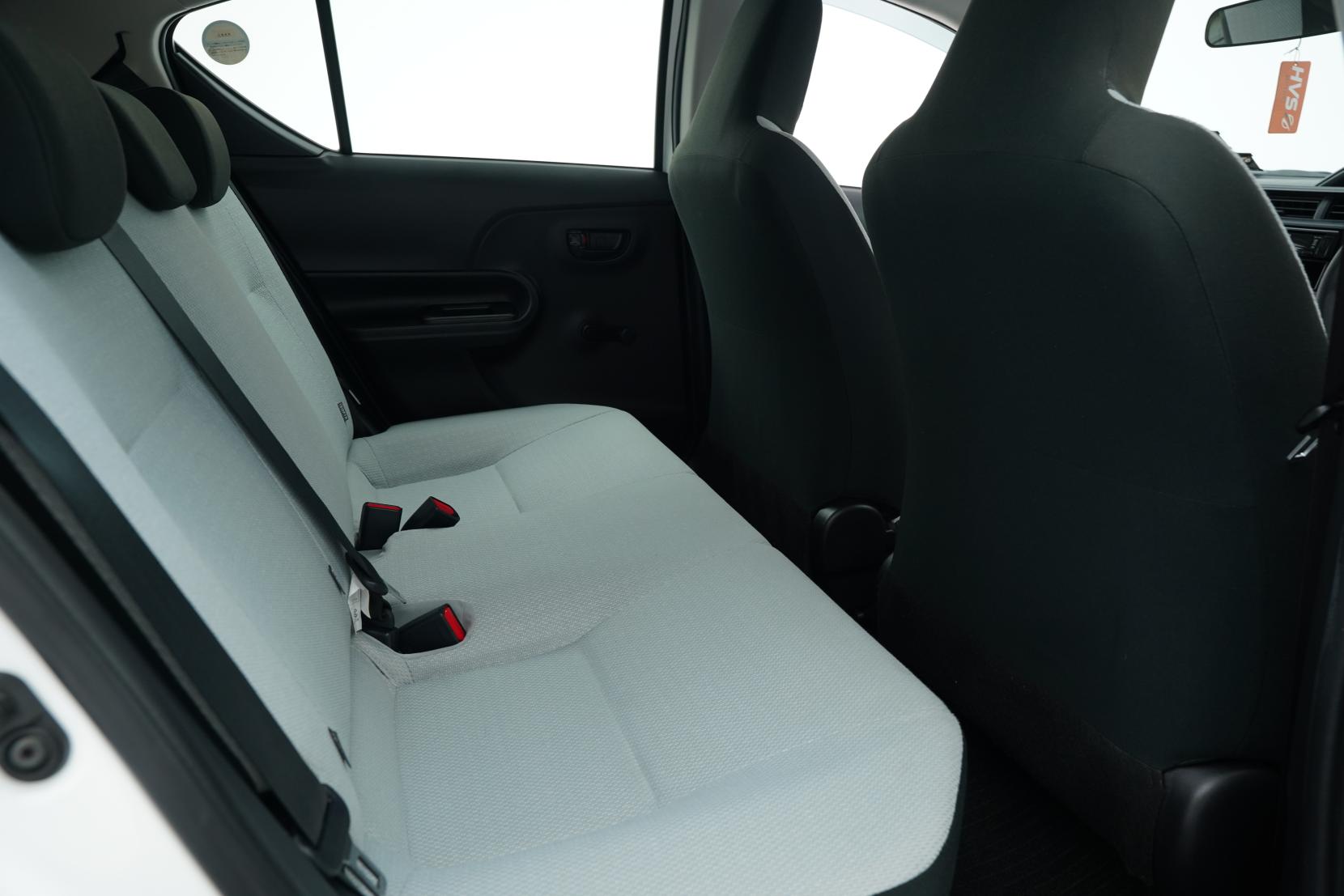 Toyota Aqua 1.5 L Hybrid TSS