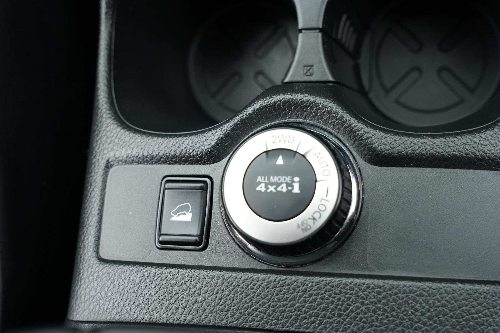 Nissan X-Trail 2.0 20XI HYBRID 4WD