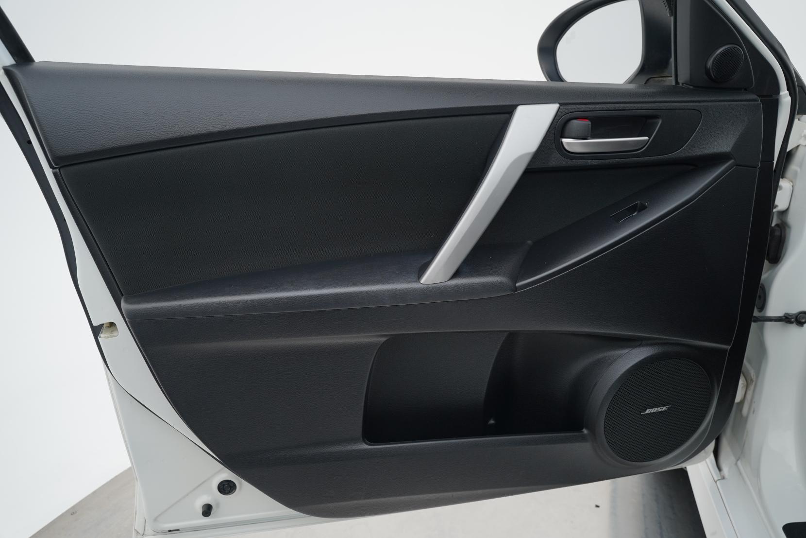 Mazda Axela 2.0 SPORTS 20S- SKYACTIVE