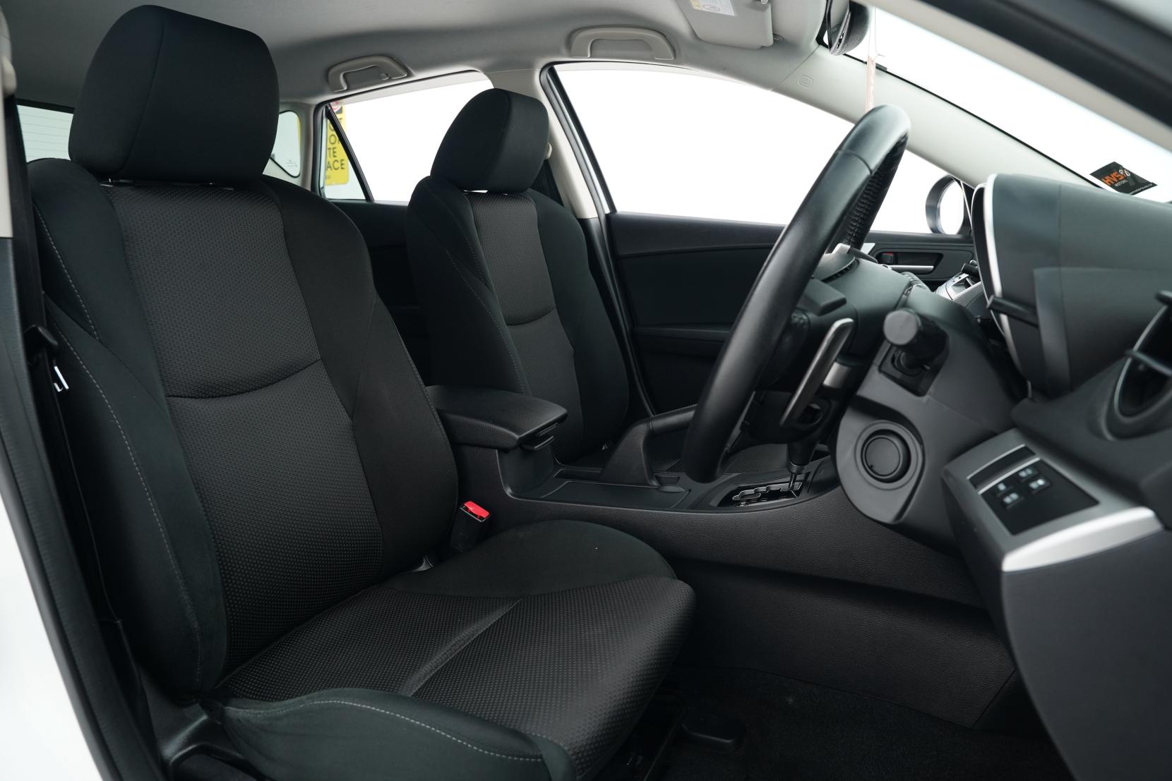 Mazda Axela 2.0 SPORTS 20S- SKYACTIVE