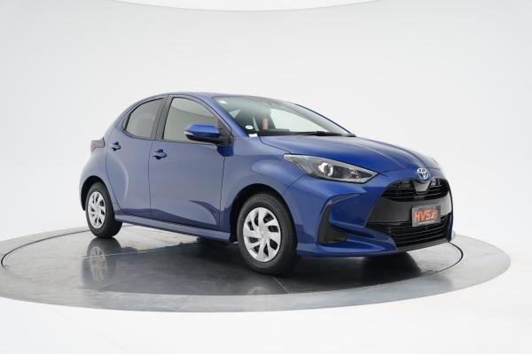 Toyota Yaris Hybrid X