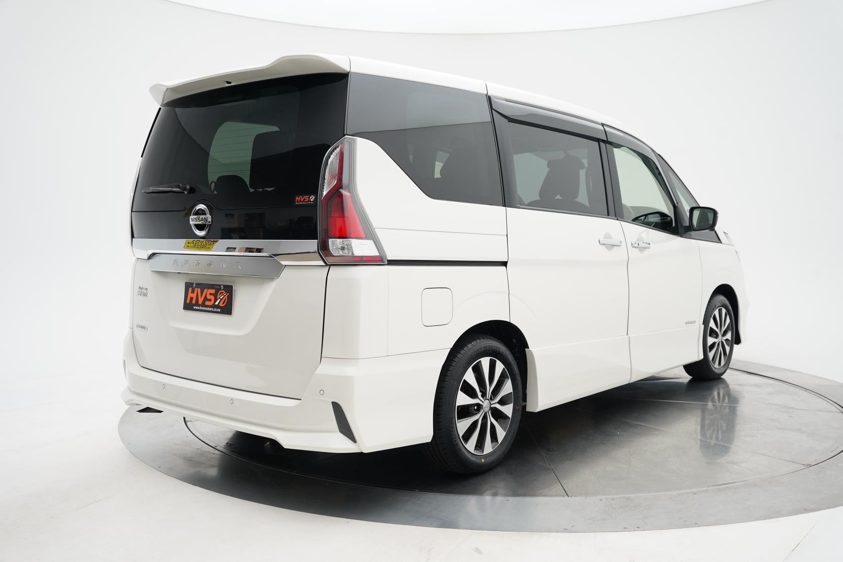 Nissan Serena (1991 – present) 2.0 Hybrid Highway Star V