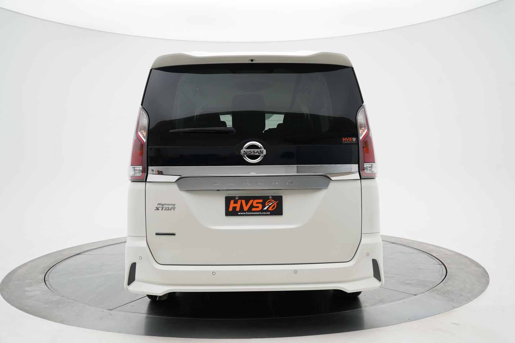 Nissan Serena (1991 – present) 2.0 Hybrid Highway Star V