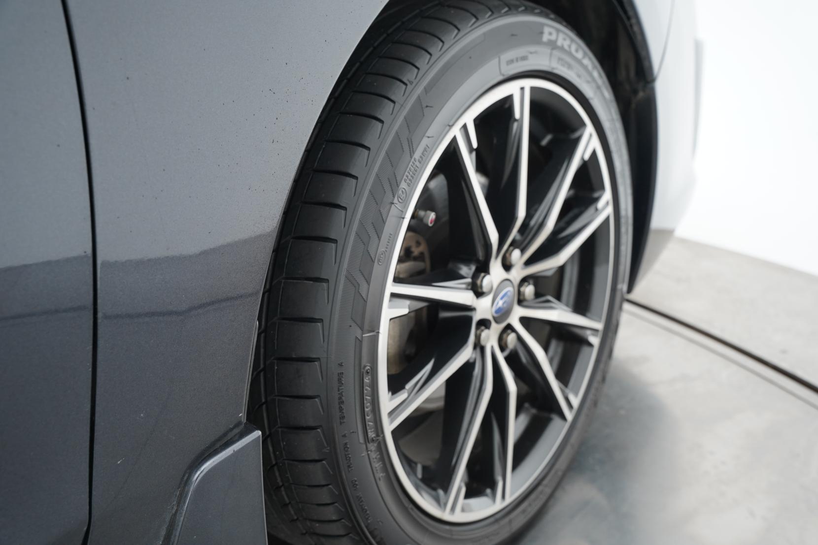 Subaru Impreza 2.0 2.0L 4WD Hatch