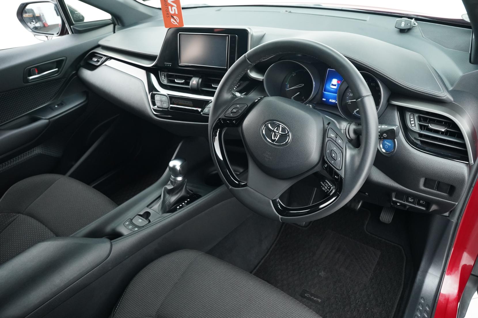 Toyota C-HR 1.8 Hybrid S