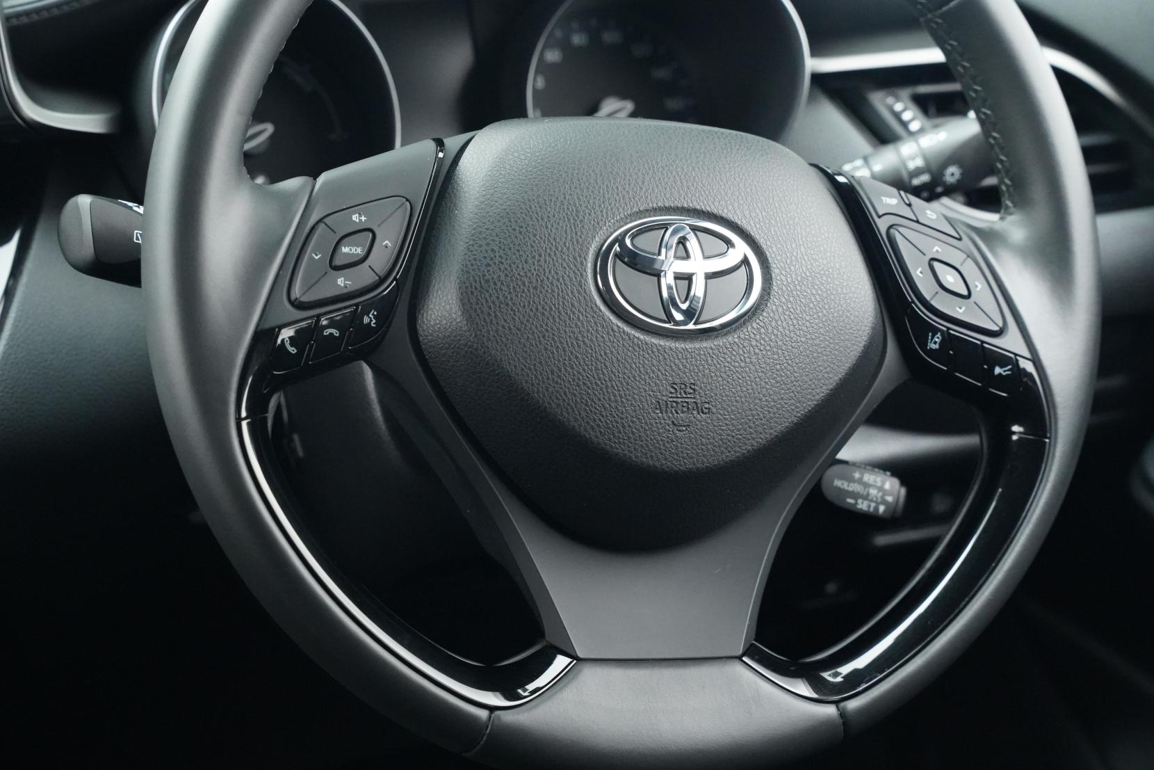 Toyota C-HR 1.8 Hybrid S