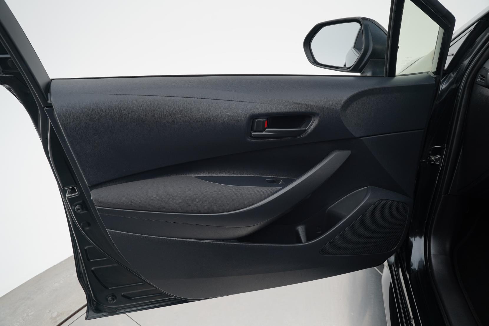 Toyota Corolla 1.8 TOURING HYBRID G-X