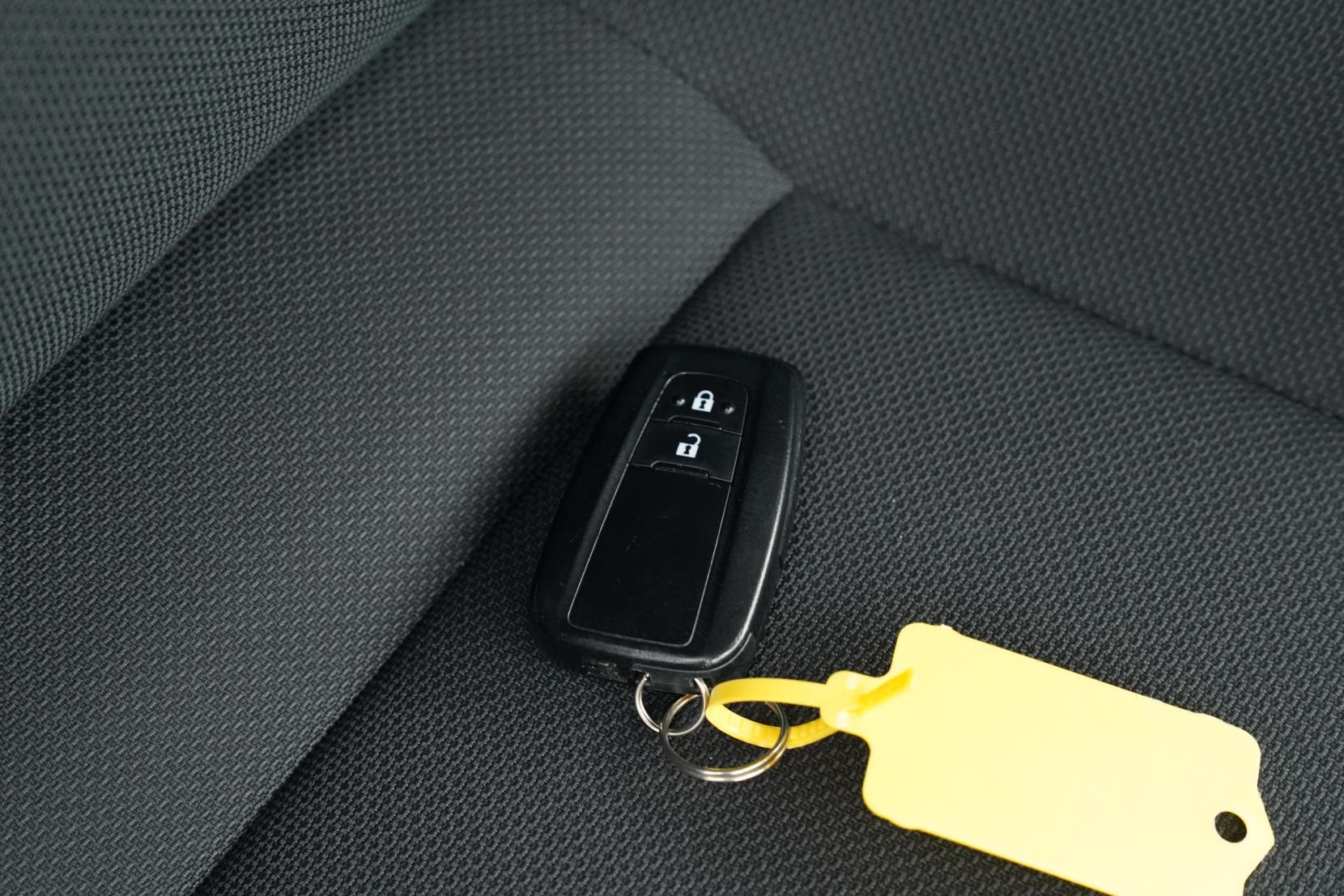 Toyota Corolla 1.8 TOURING HYBRID G-X