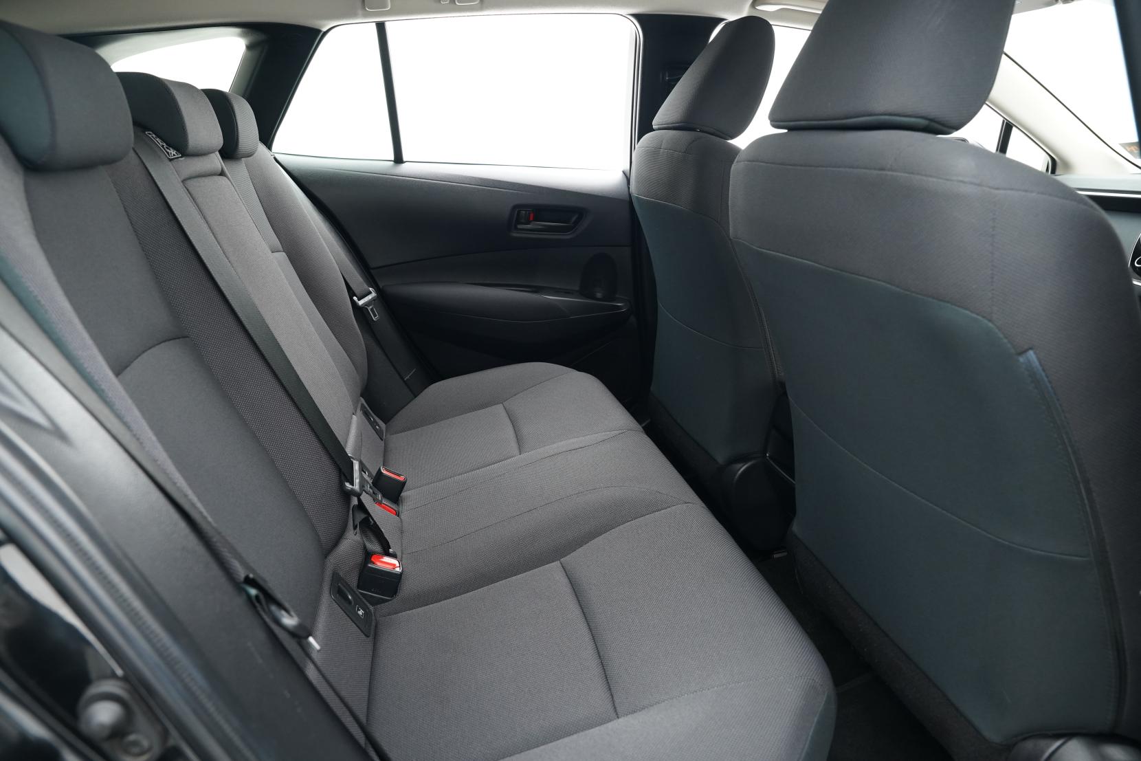 Toyota Corolla 1.8 TOURING HYBRID G-X