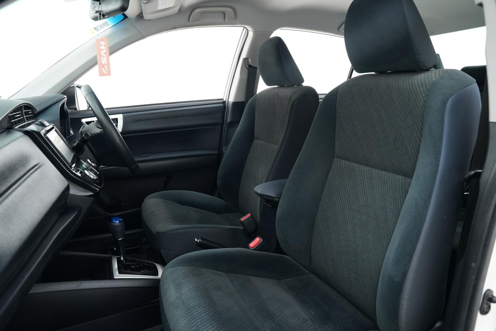 Toyota Corolla 1.5 AXIO HYBRID G