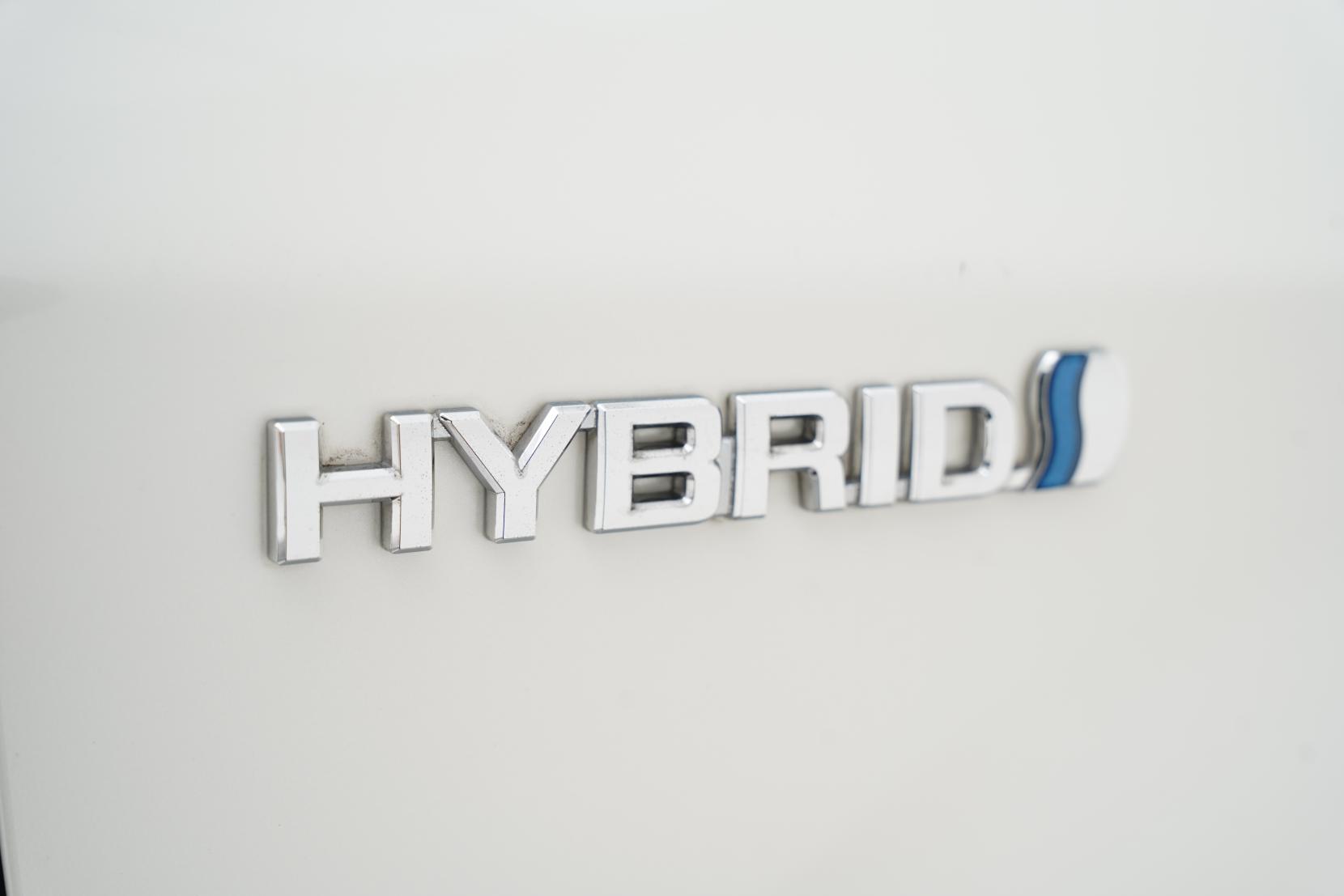 Toyota Corolla 1.5 AXIO HYBRID G