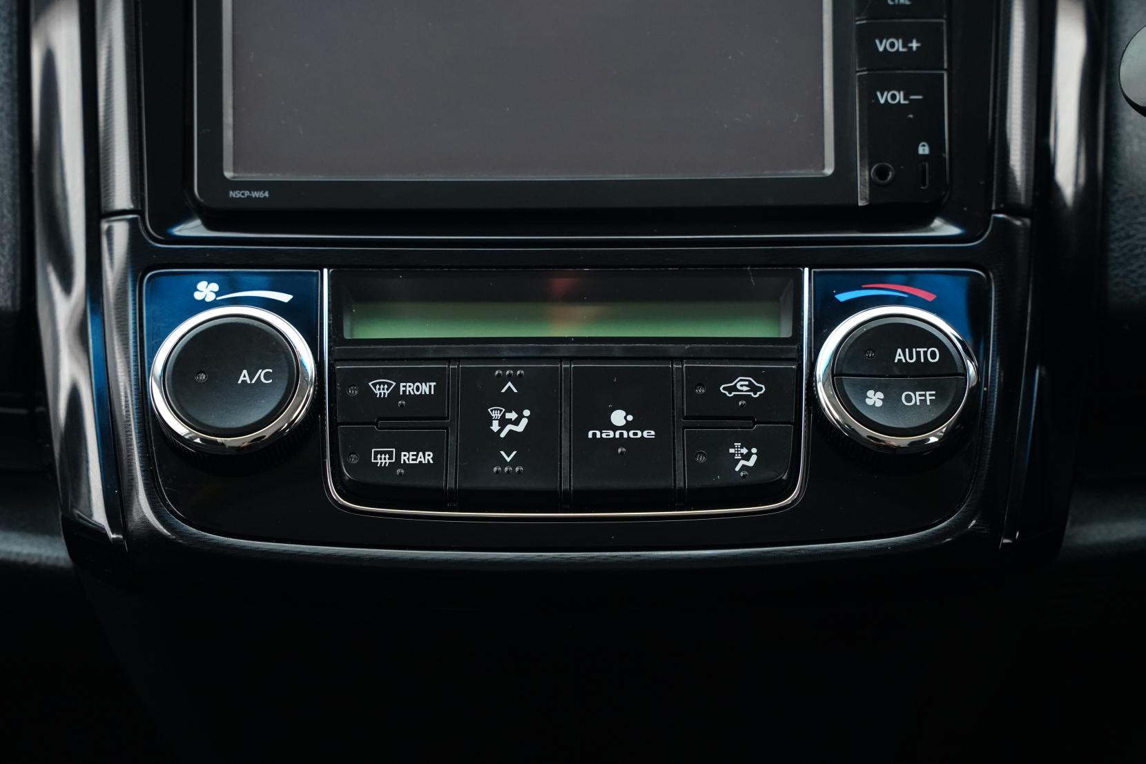 Toyota Corolla 1.5 AXIO HYBRID G