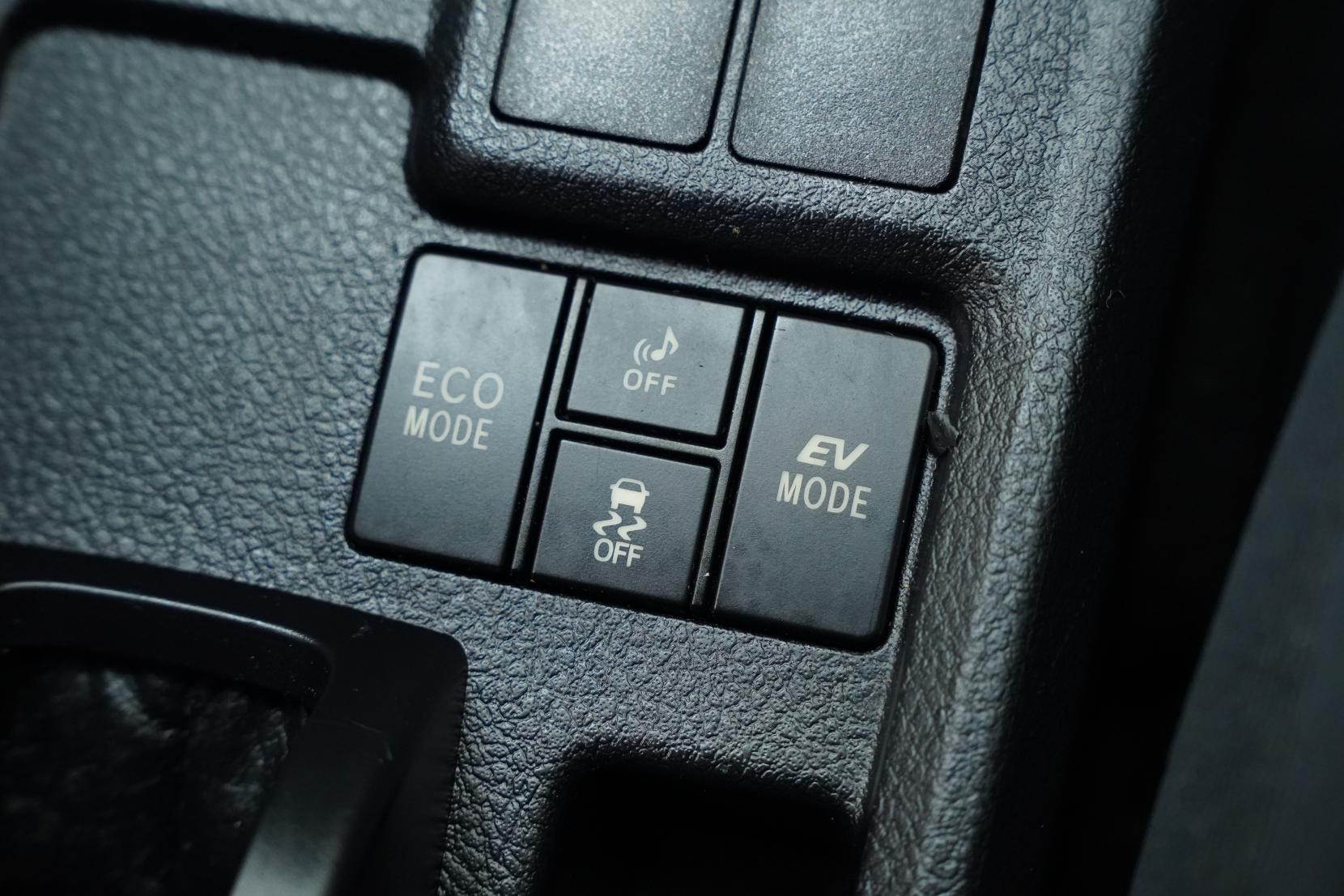 Toyota Corolla 1.5 AXIO HYBRID G