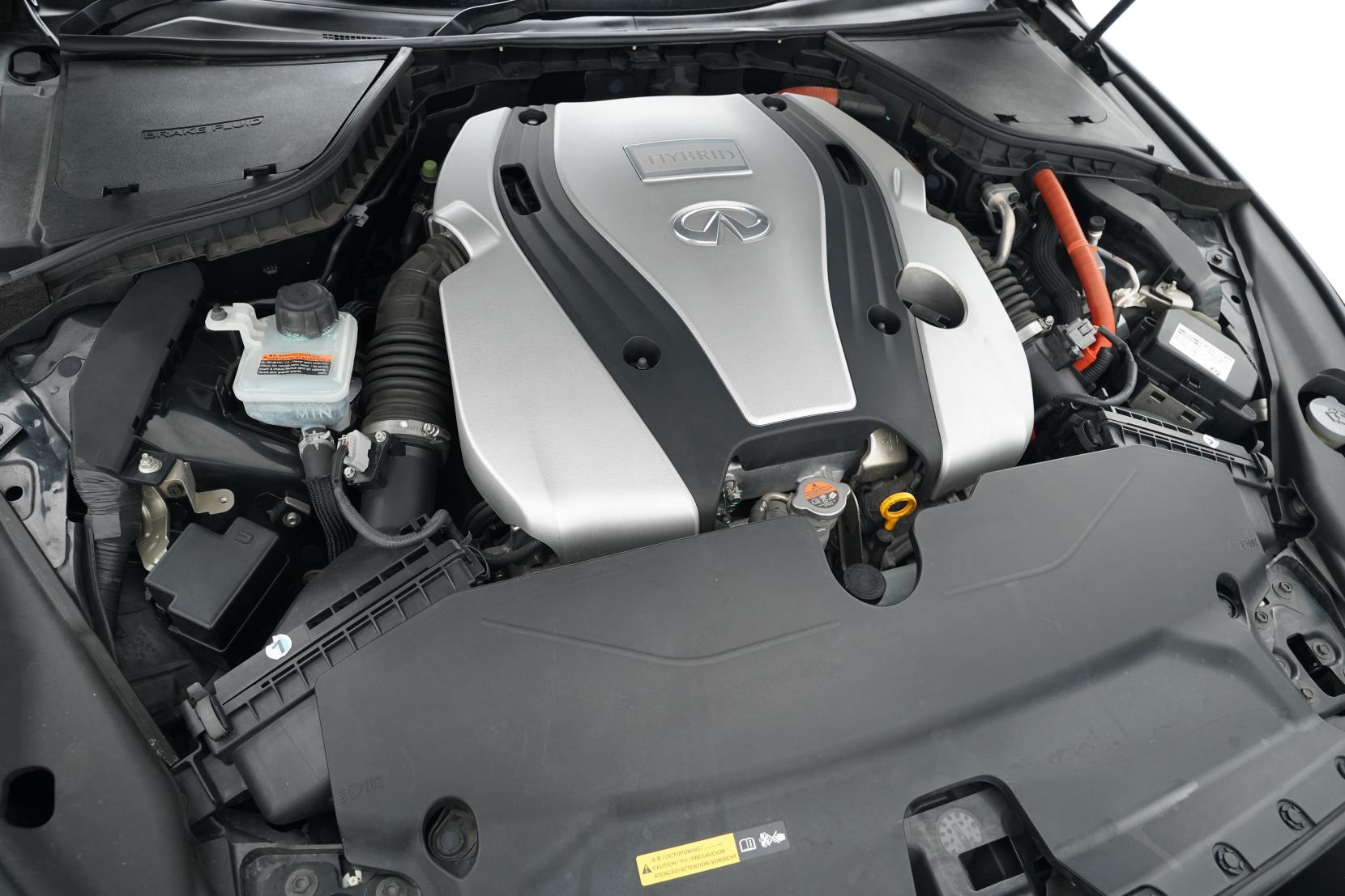 Nissan Skyline 3.5 350GT Leather