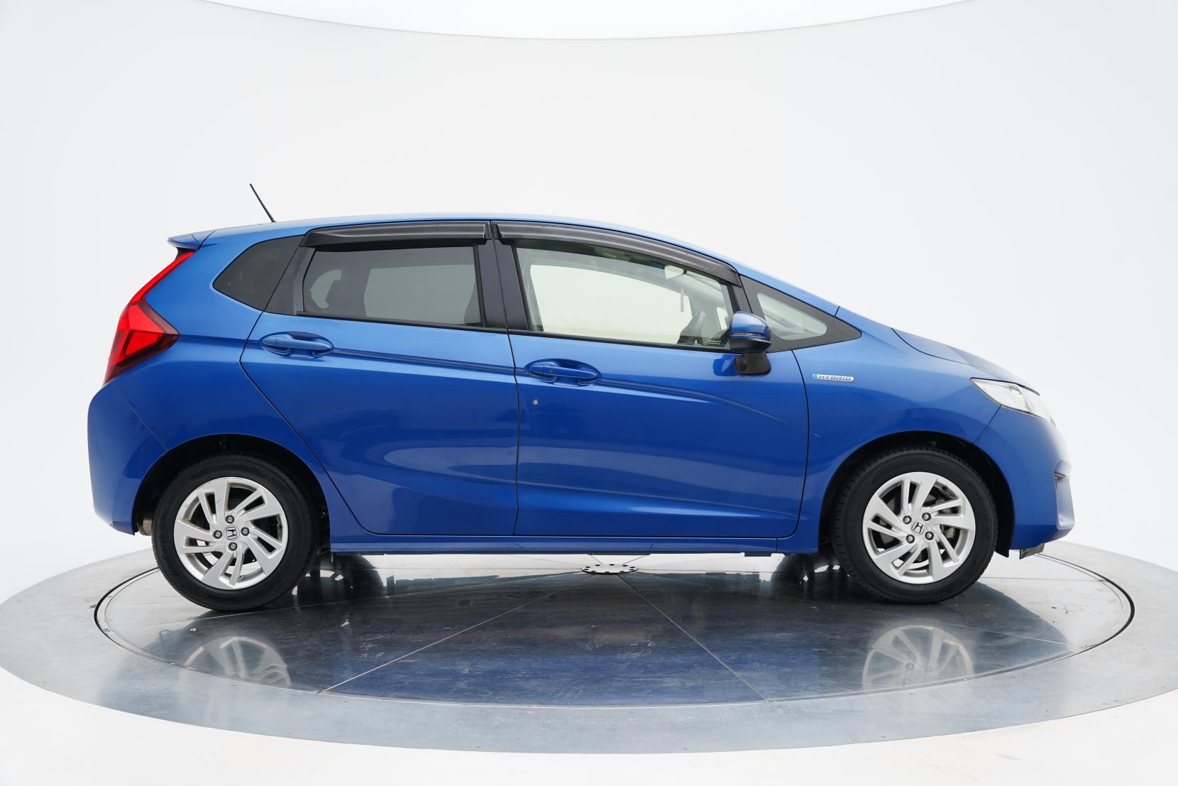 Honda Fit 1.5 ARIA HYBRID L PKG