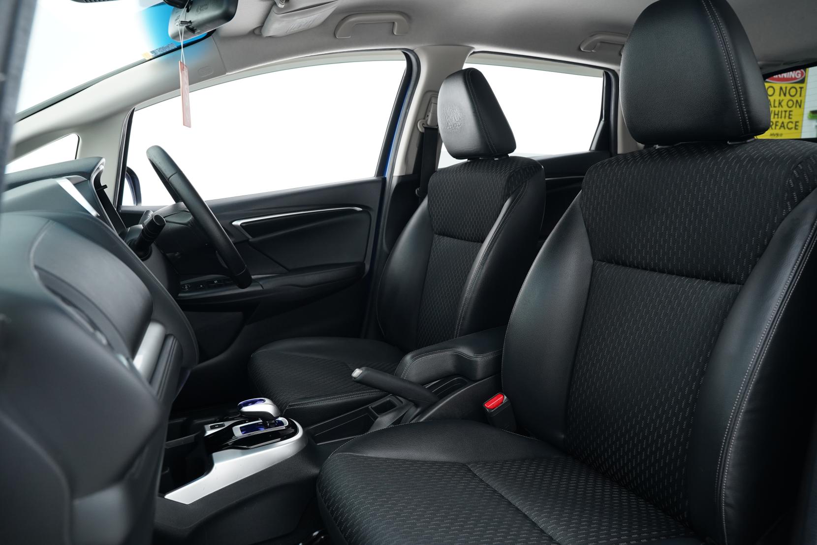 Honda Fit 1.5 ARIA HYBRID L PKG