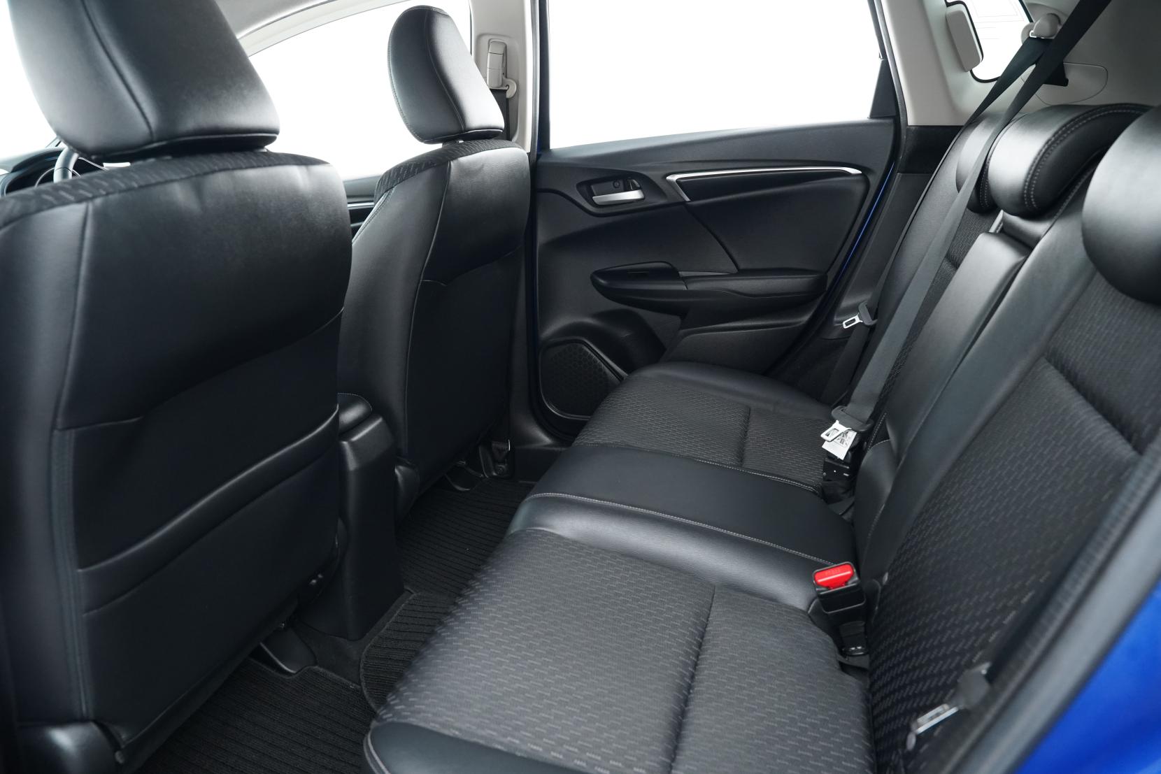 Honda Fit 1.5 ARIA HYBRID L PKG