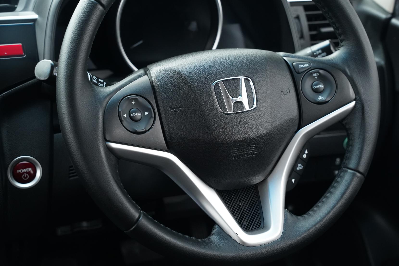 Honda Fit 1.5 ARIA HYBRID L PKG