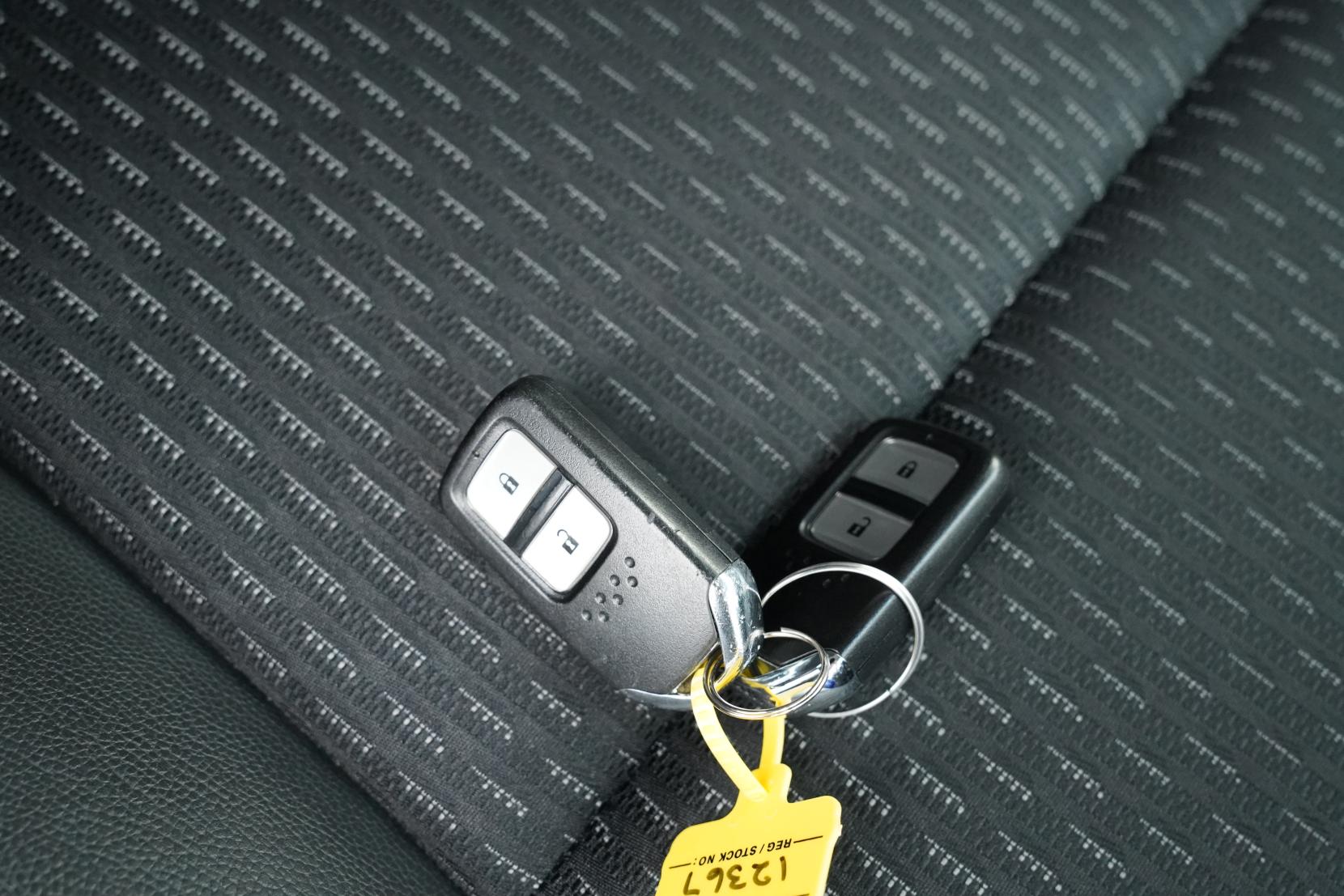 Honda Fit 1.5 ARIA HYBRID L PKG