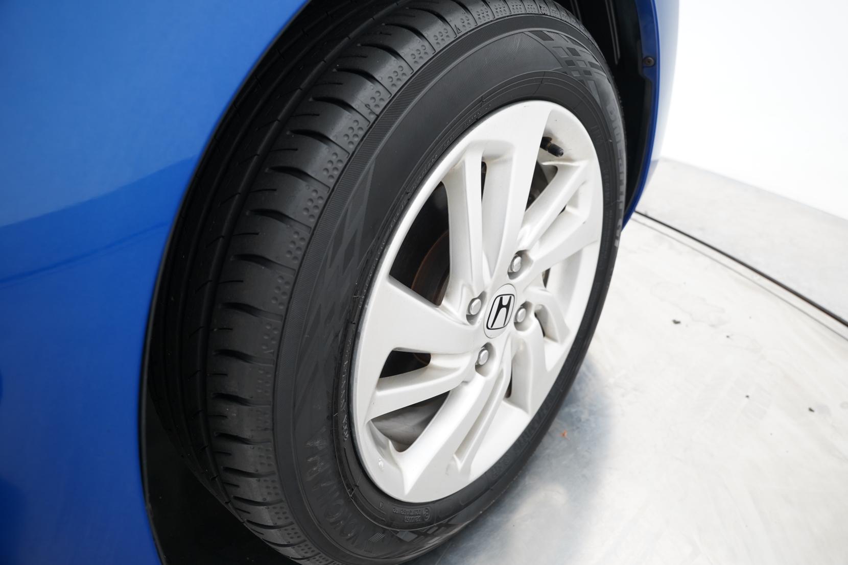 Honda Fit 1.5 ARIA HYBRID L PKG