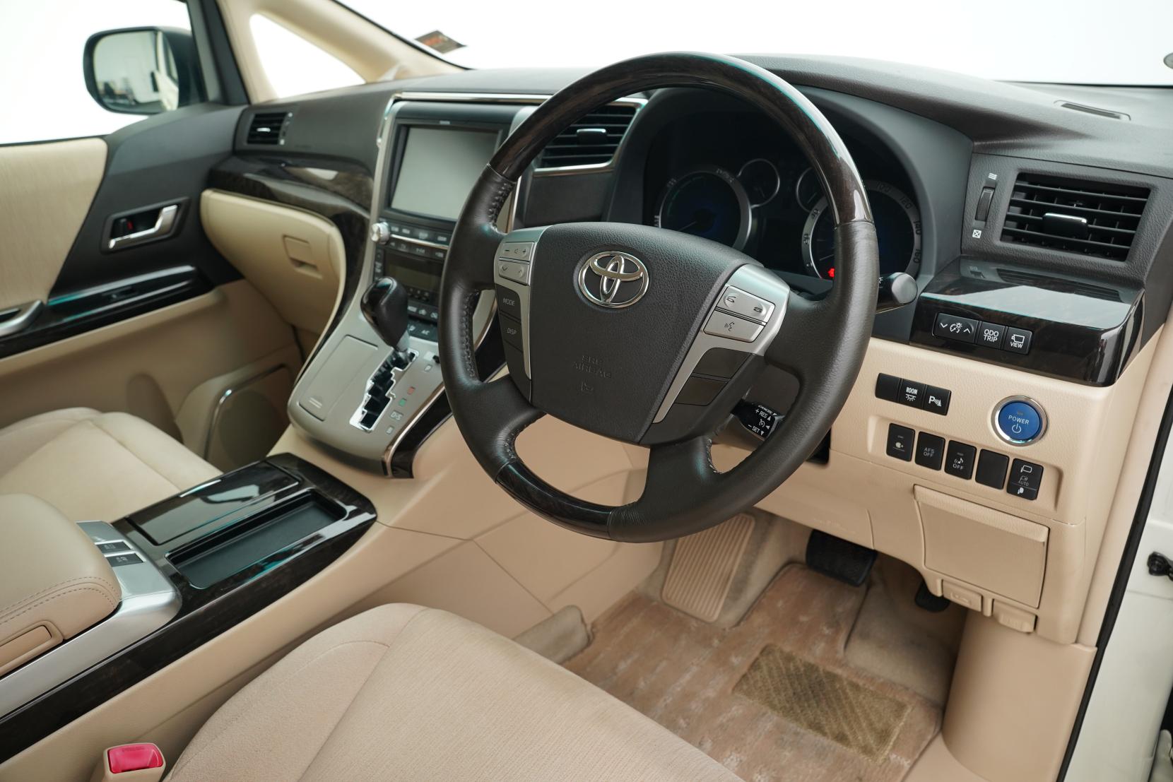 Toyota Alphard 2.4 HYBRID G 4WD