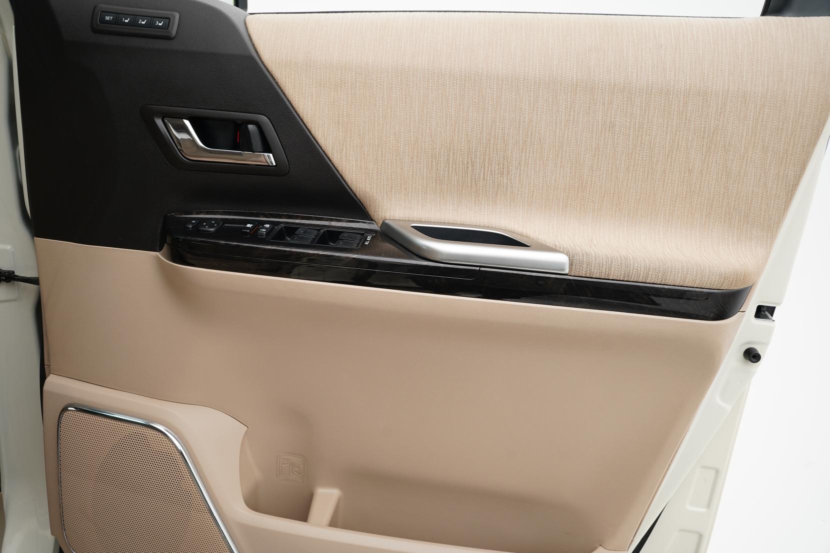 Toyota Alphard 2.4 HYBRID G 4WD