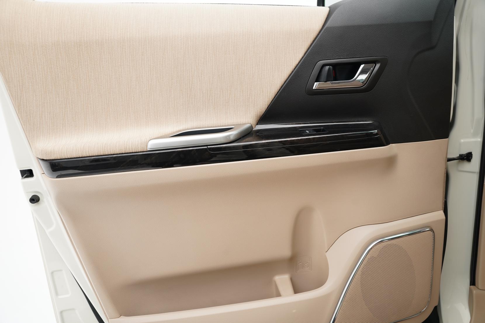 Toyota Alphard 2.4 HYBRID G 4WD