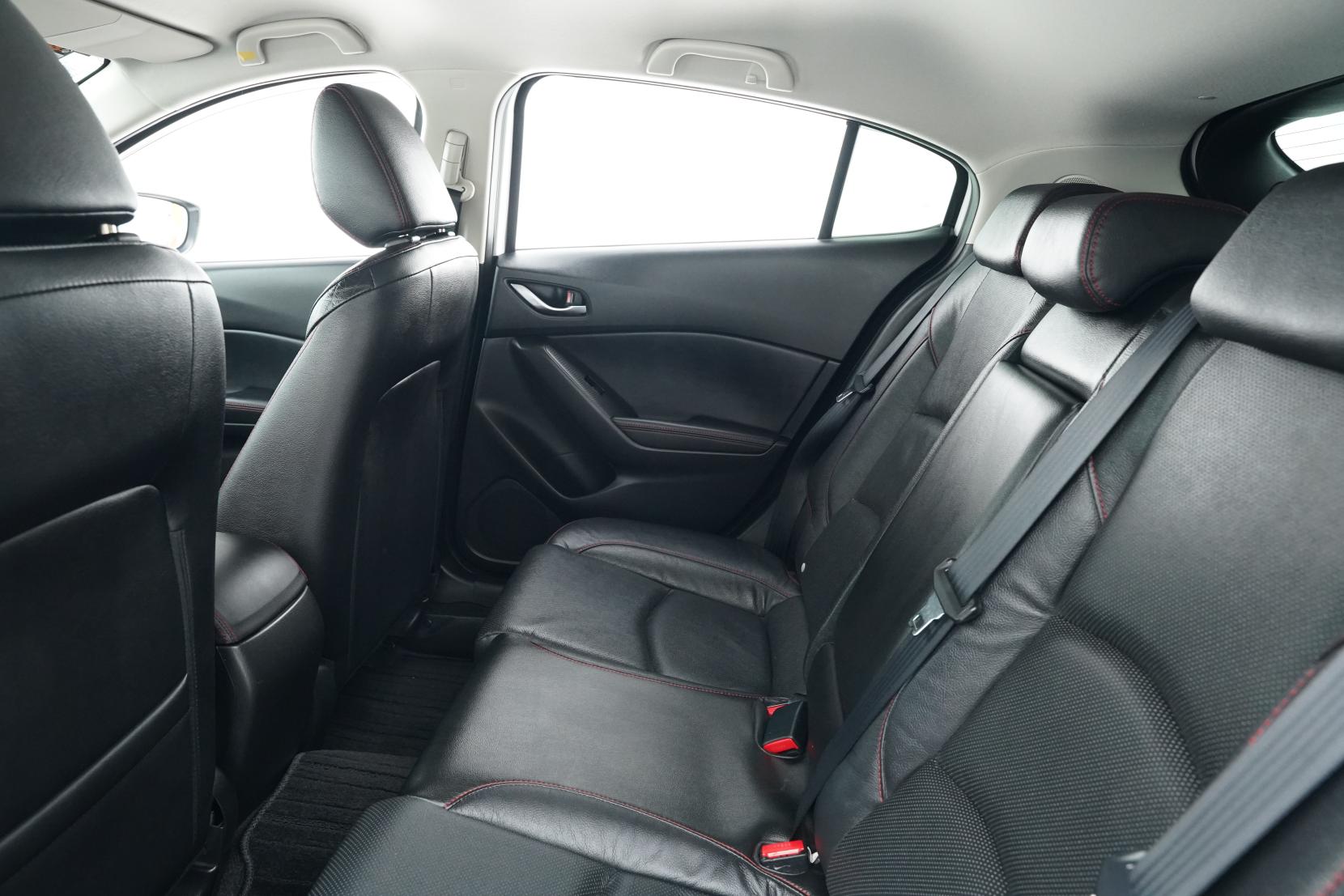 Mazda Axela SPORT 20S