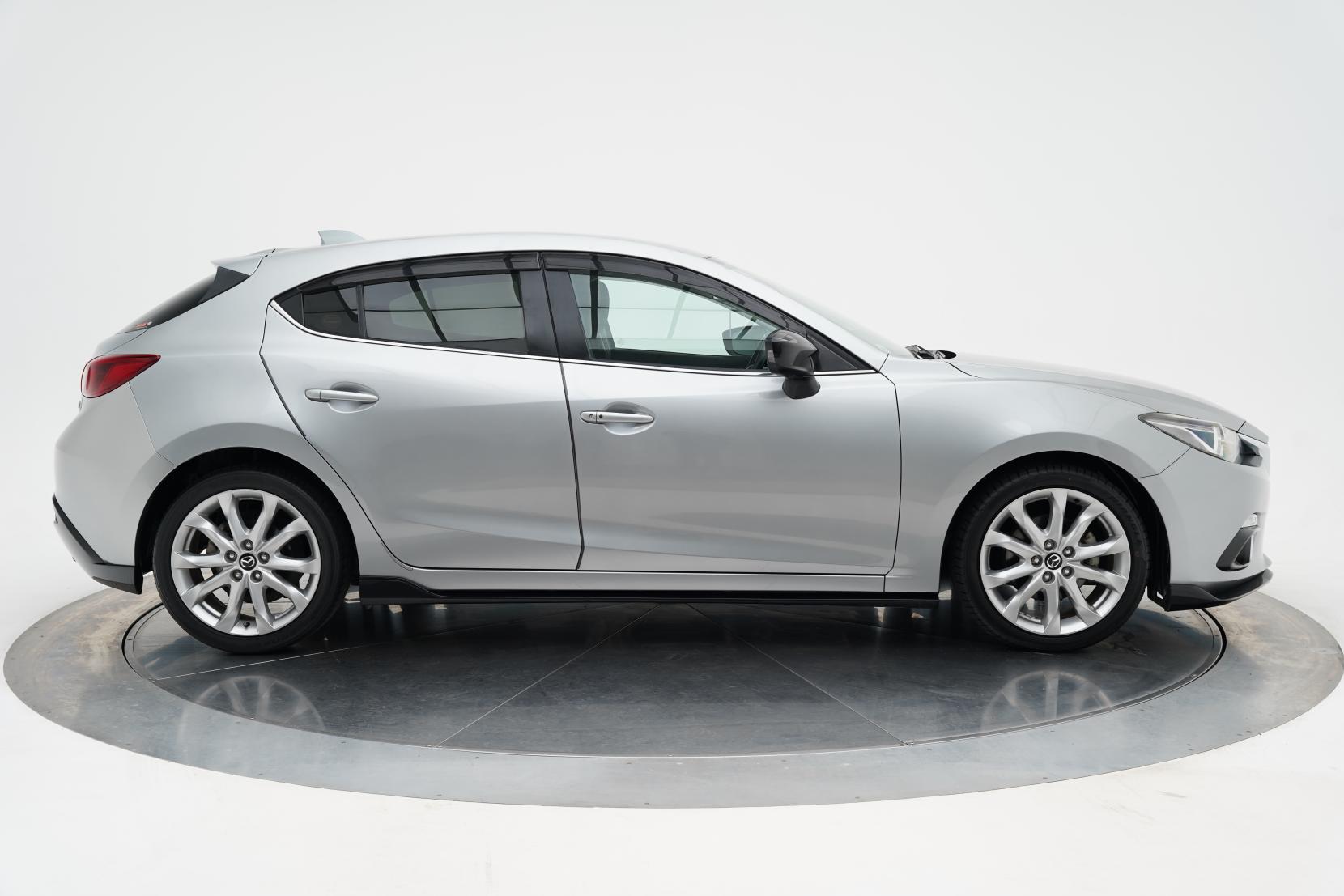 Mazda Axela 2.0 SPORT 20S