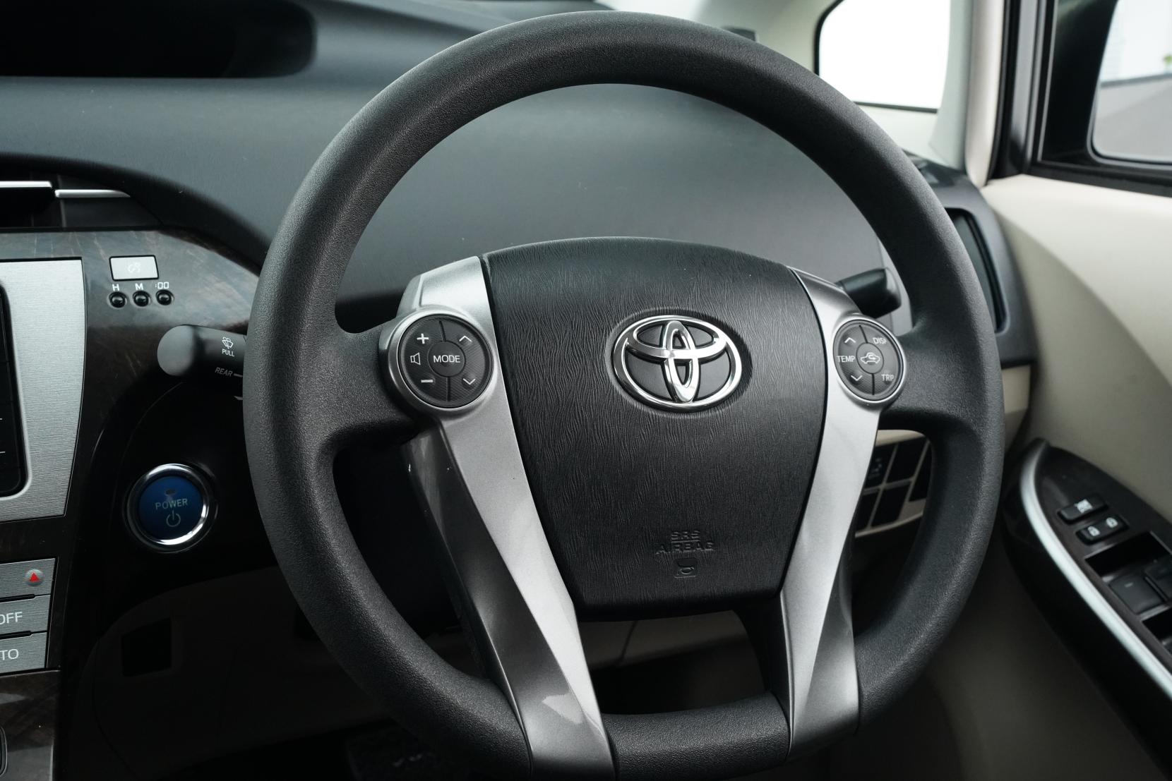 Toyota Prius 1.8 Hybrid S My COORDE