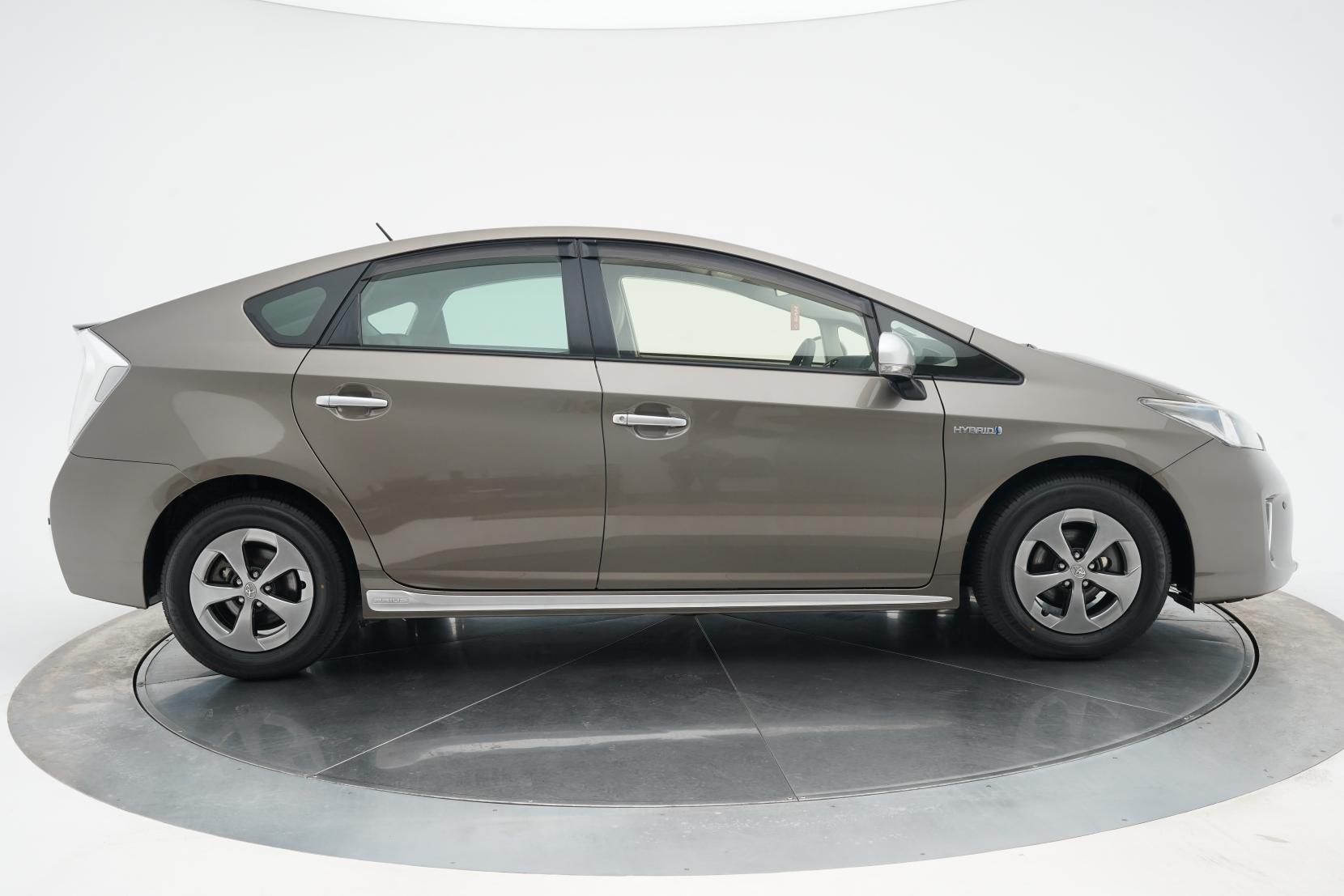 Toyota Prius 1.8 Hybrid S My COORDE