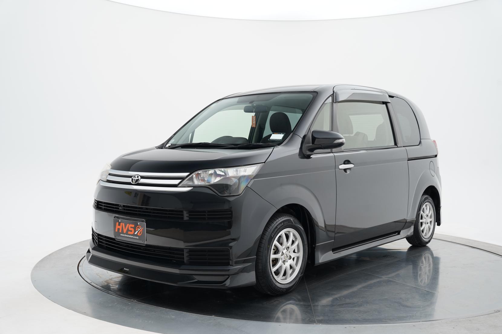 Toyota Spade 1.3 X