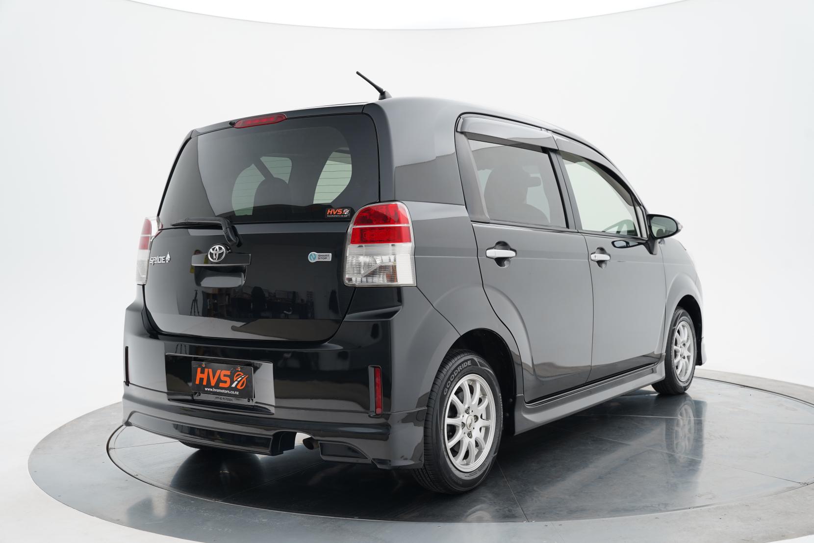 Toyota Spade 1.3 X