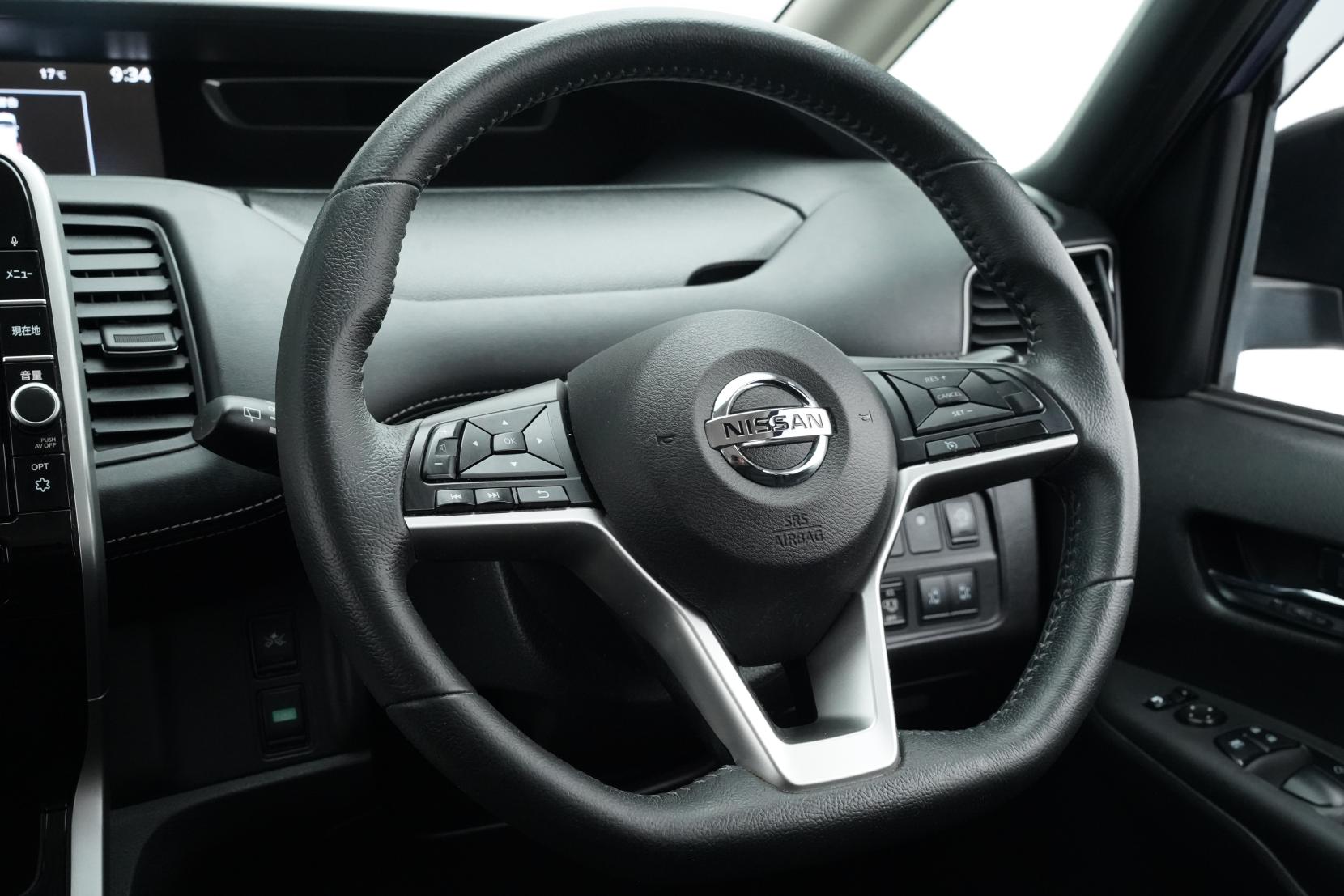 Nissan Serena (1991 – present) 2.0 Hybrid Highway Star V