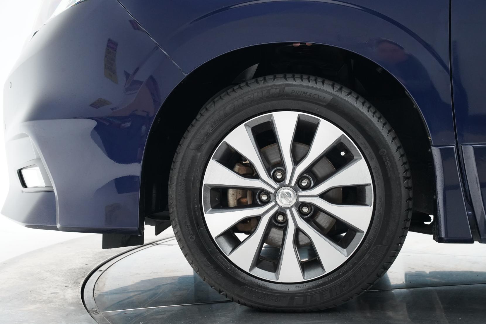 Nissan Serena (1991 – present) 2.0 Hybrid Highway Star V