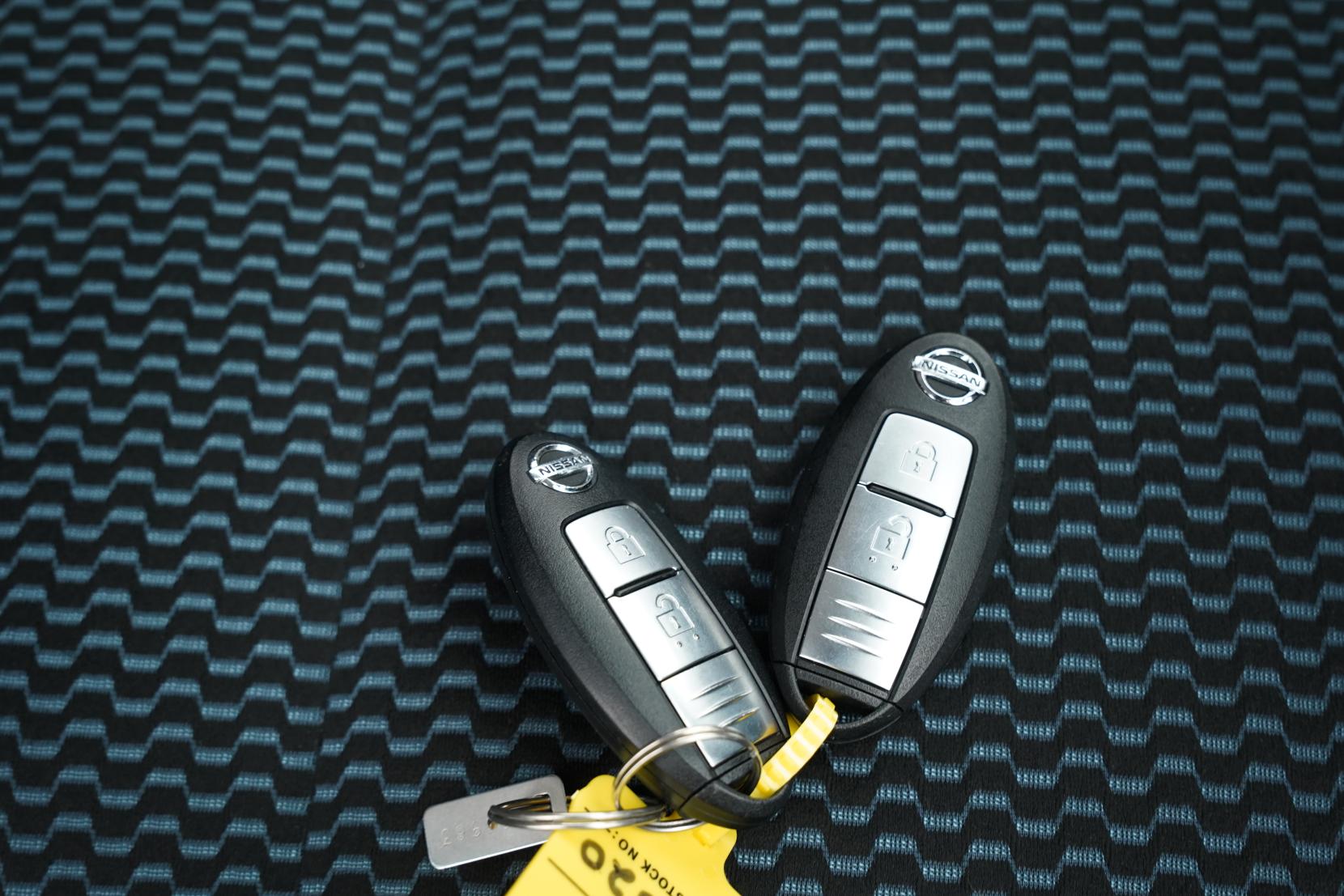 Nissan Note 1.2 X V Safety Plus