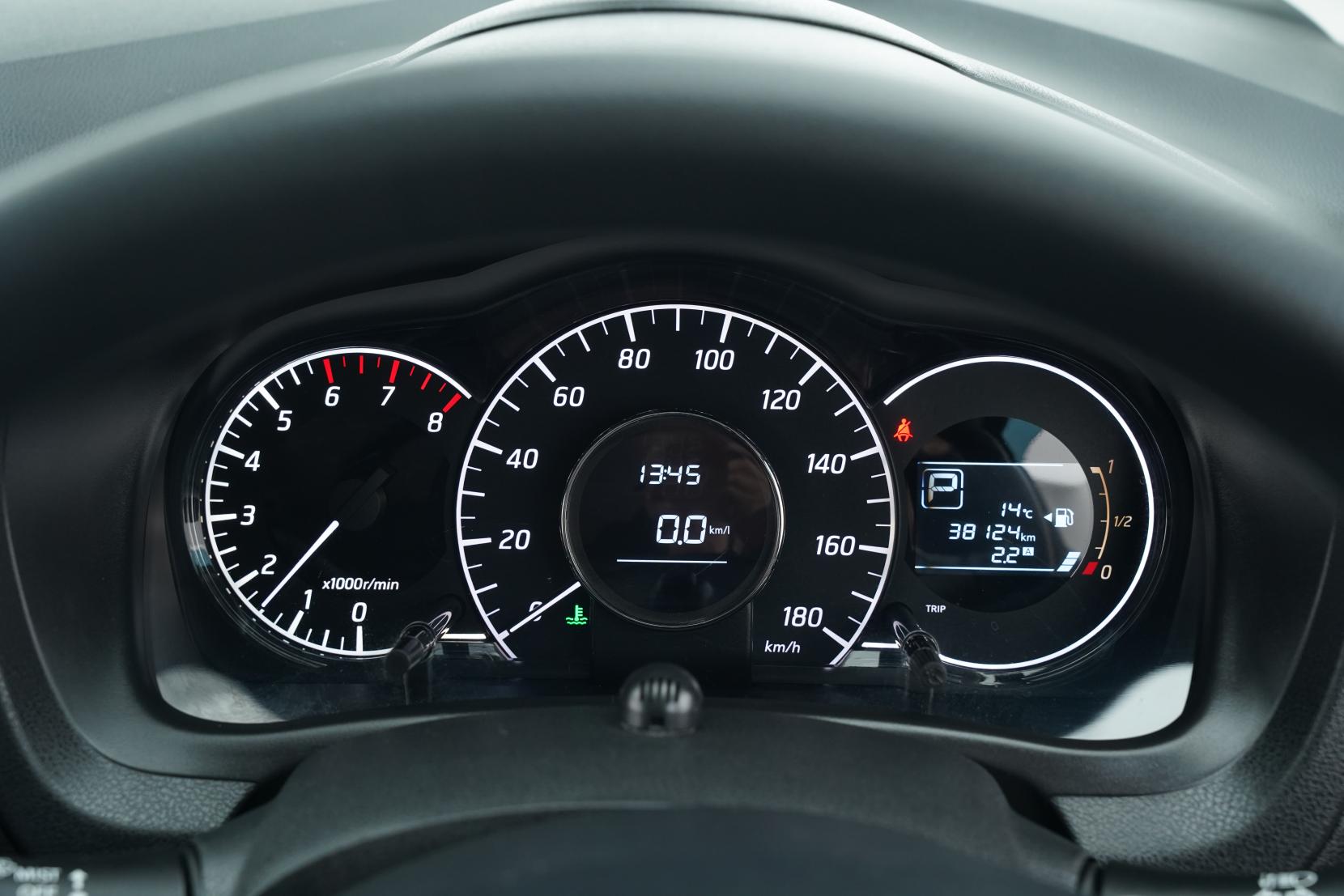 Nissan Note 1.2 X V Safety Plus