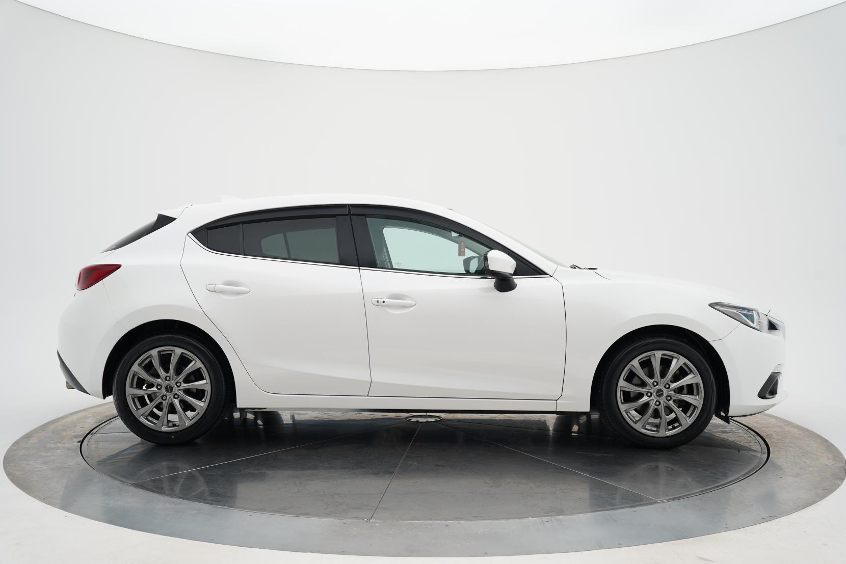 Mazda Axela SPORT 20S