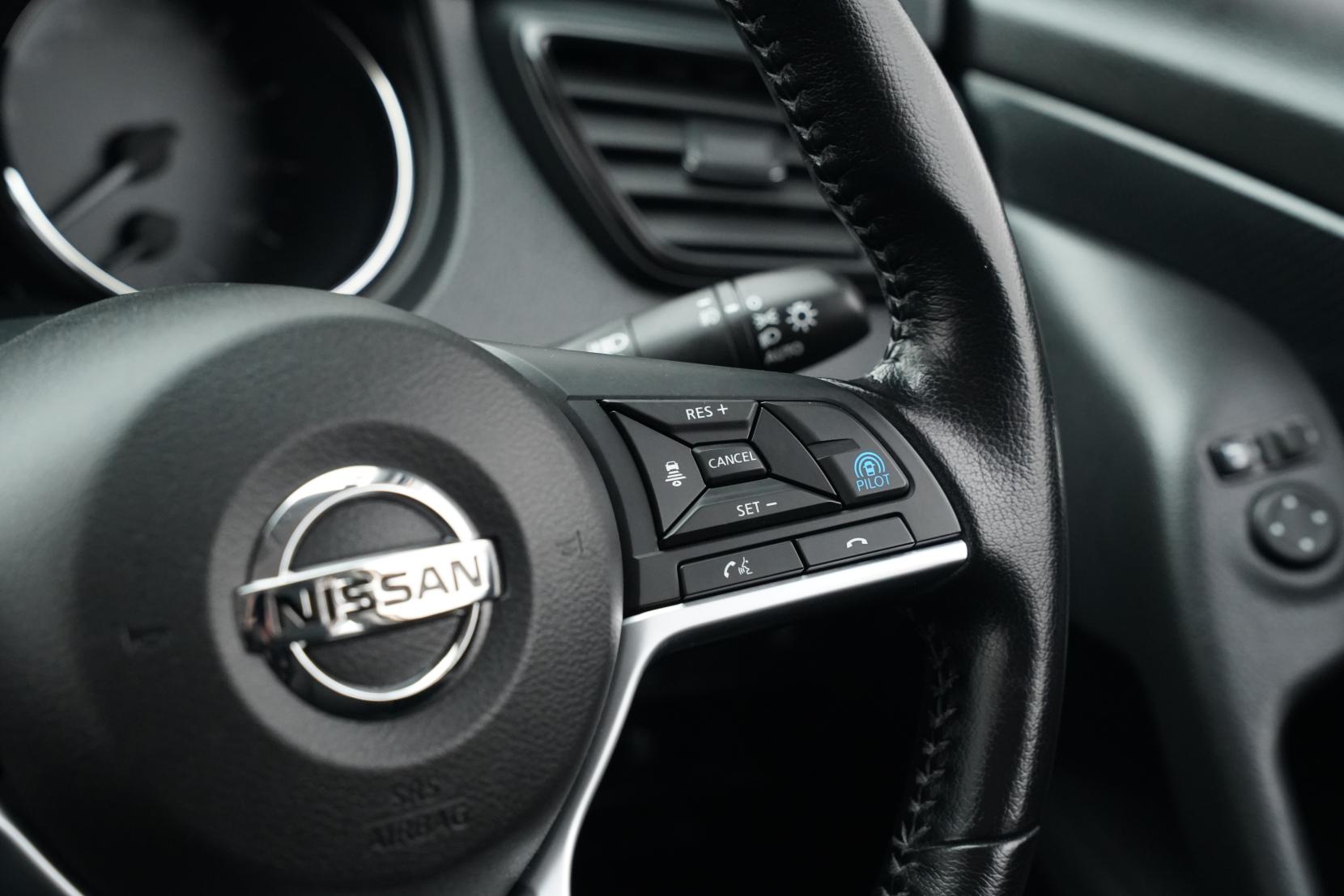 Nissan X-TRAIL 2.0 20XI HYBRID